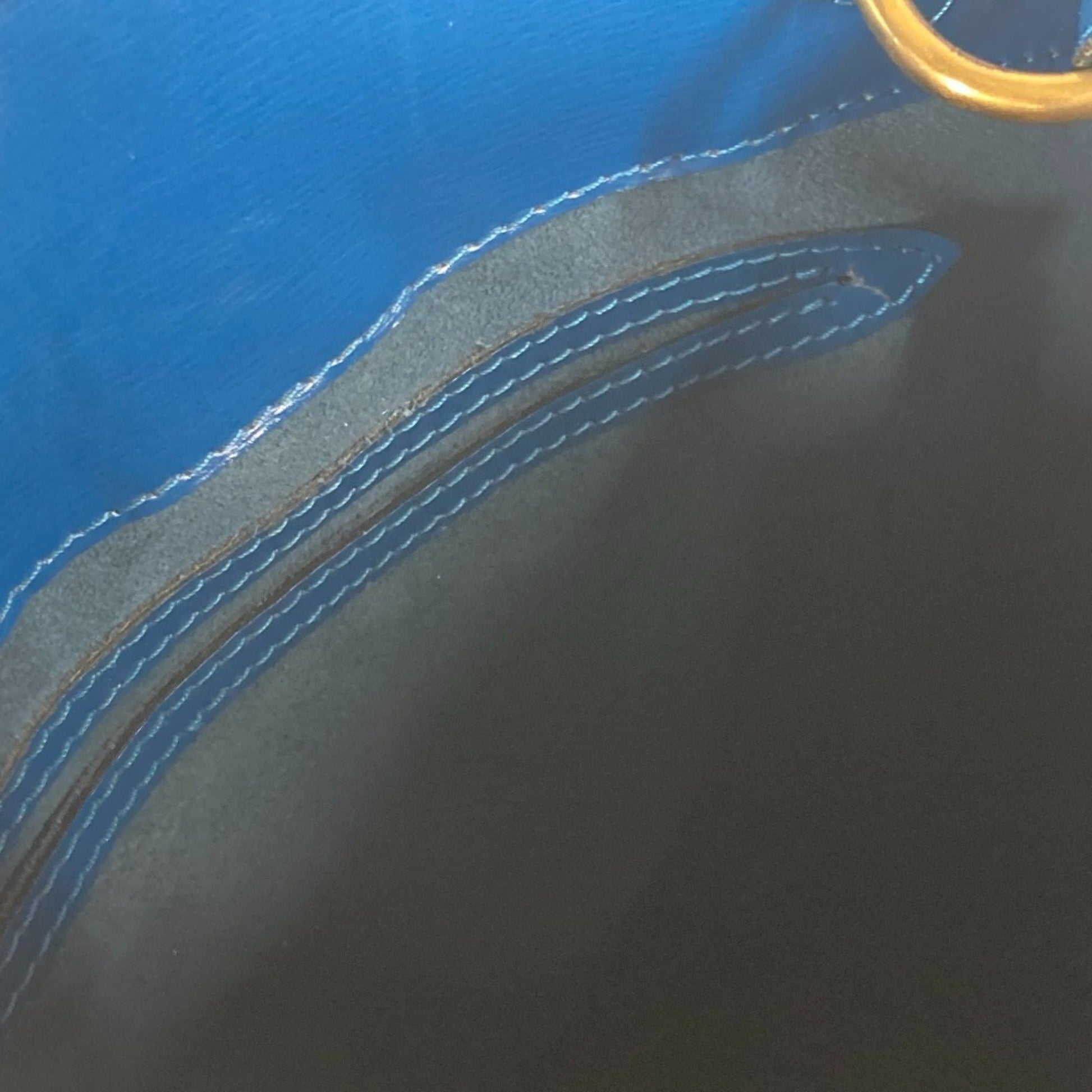 Louis Vuitton Cluny, Blue, Leather, shoulder