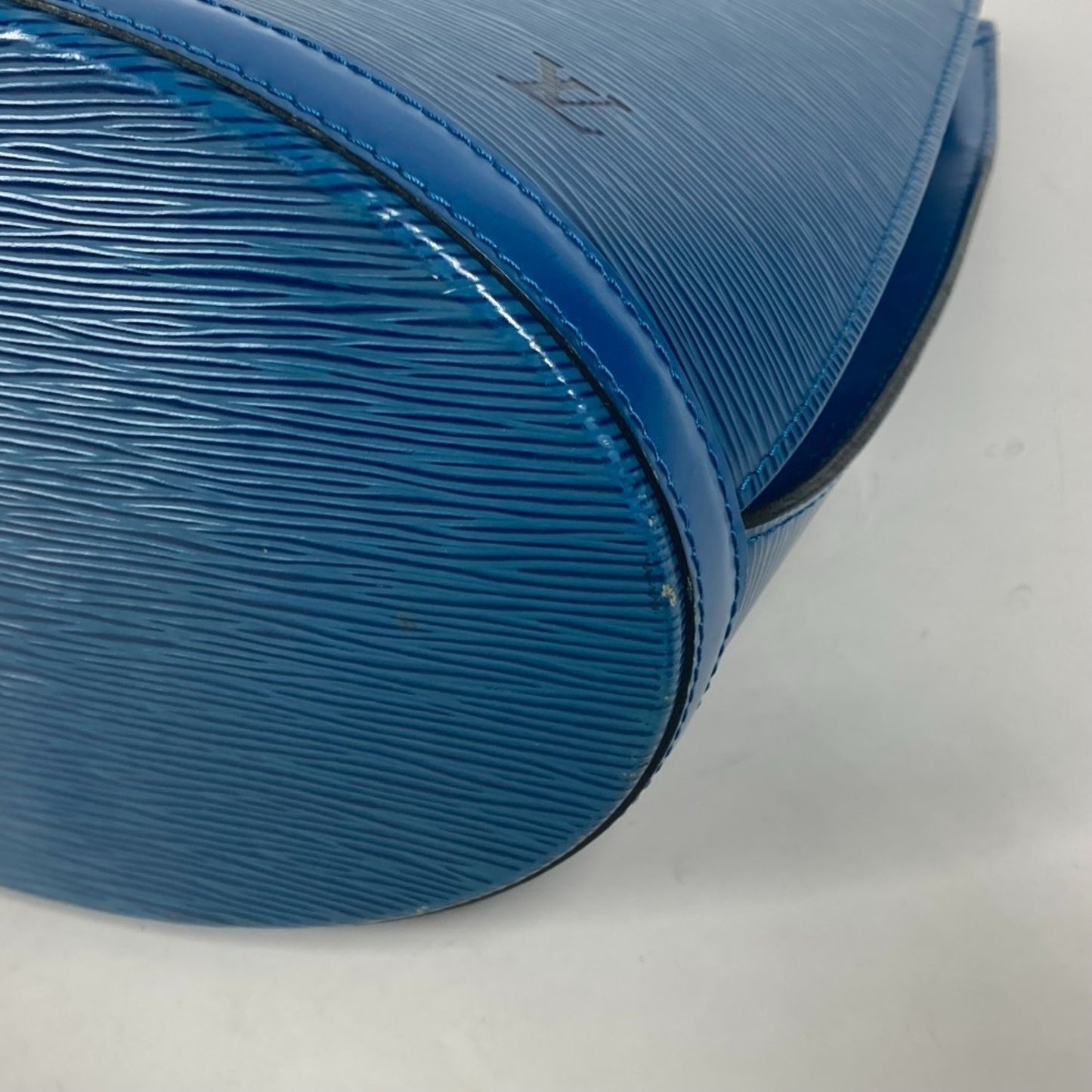 Louis Vuitton Cluny, Blue, Leather, shoulder