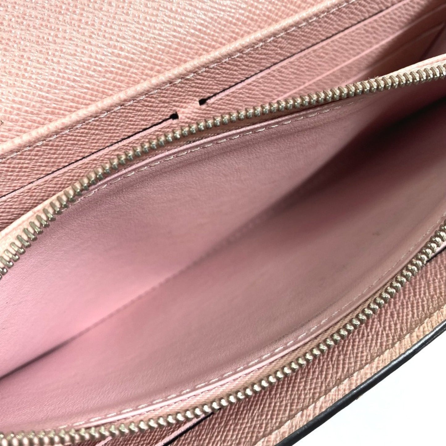 Louis Vuitton Twist, Pink, Leather, wallet