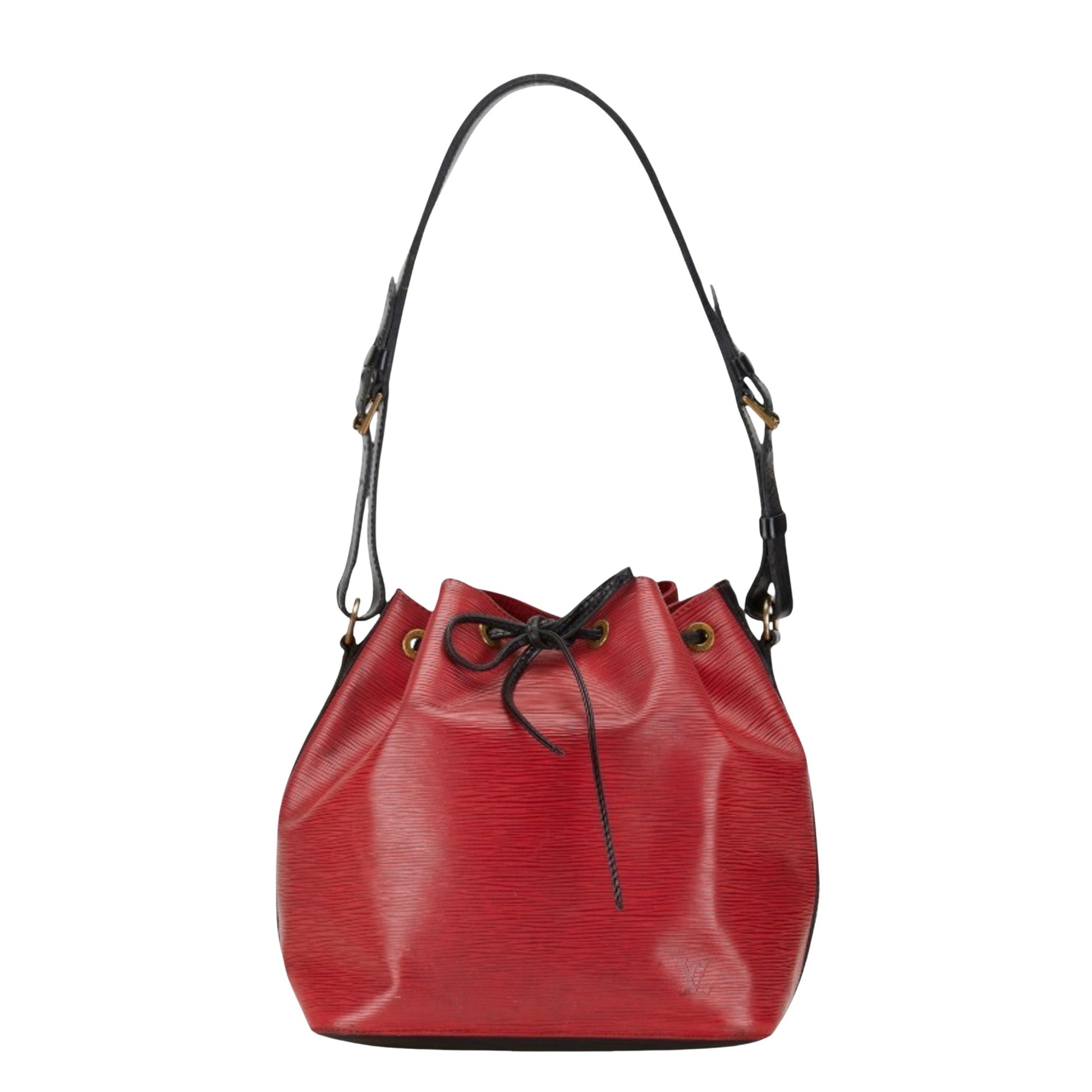 Louis Vuitton Noé, Red, Leather, shoulder