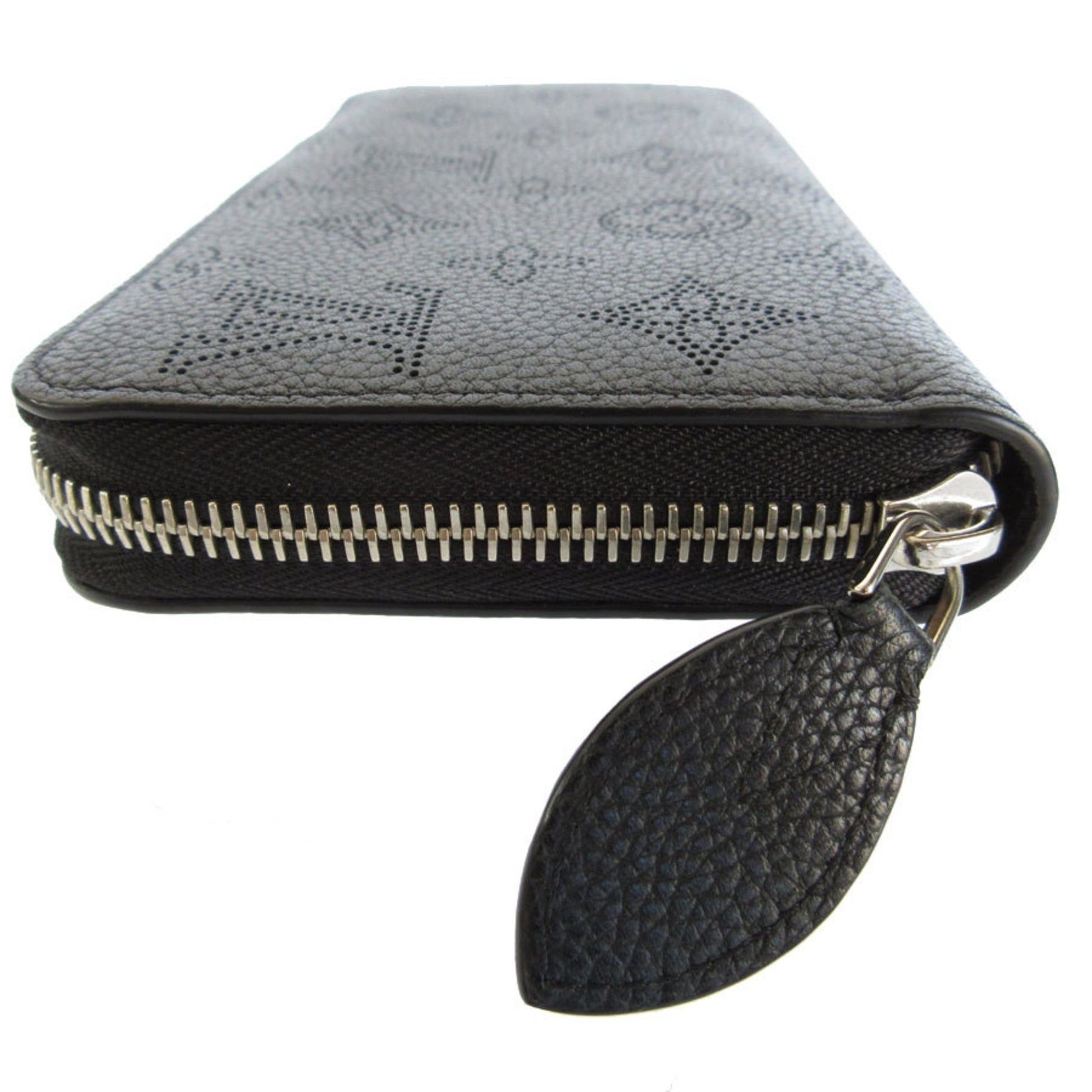 Louis Vuitton Mahina, Black, Leather, wallet