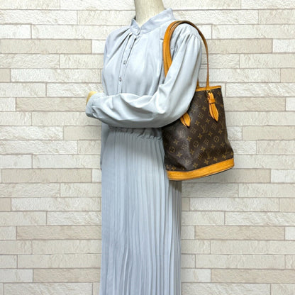 Louis Vuitton Bucket, Brown, Canvas, shoulder