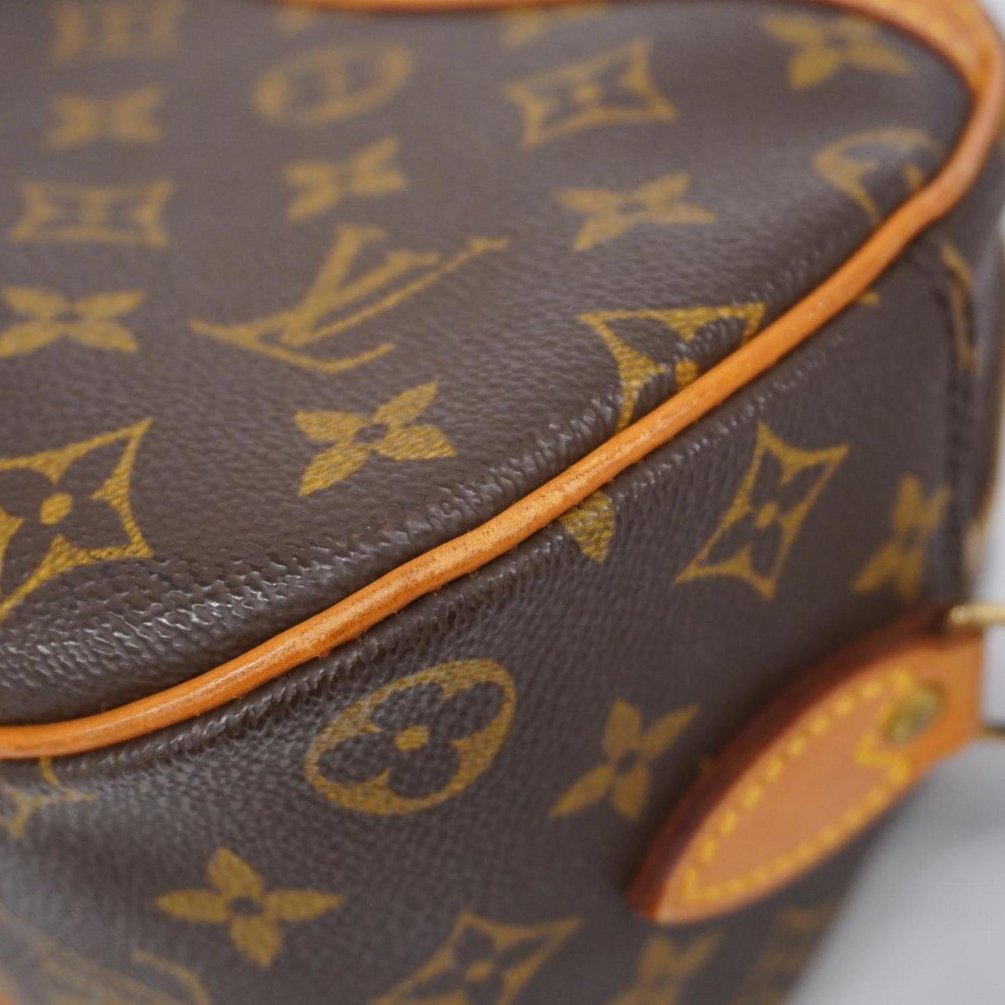 Louis Vuitton Blois, Brown, Canvas, shoulder