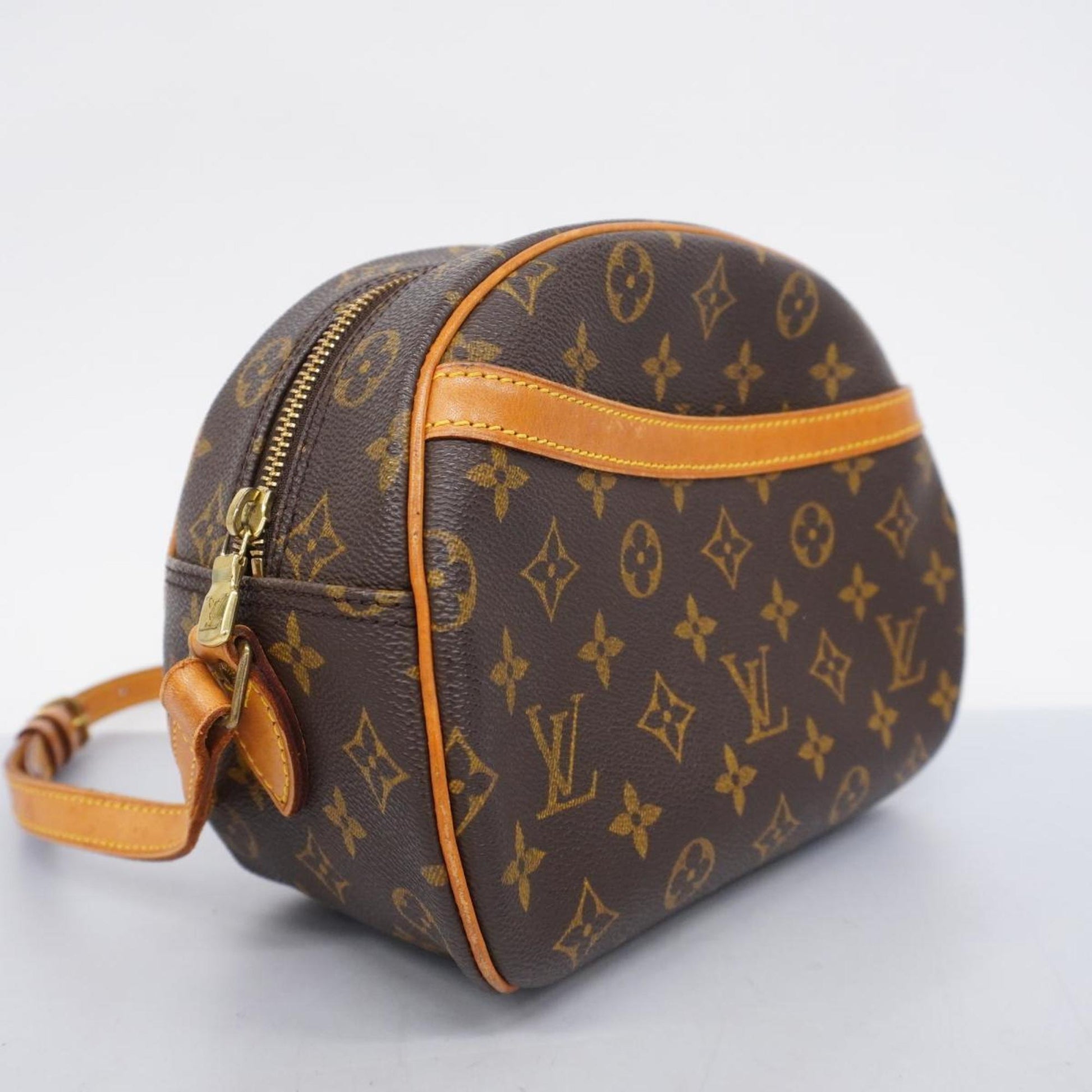 Louis Vuitton Blois, Brown, Canvas, shoulder