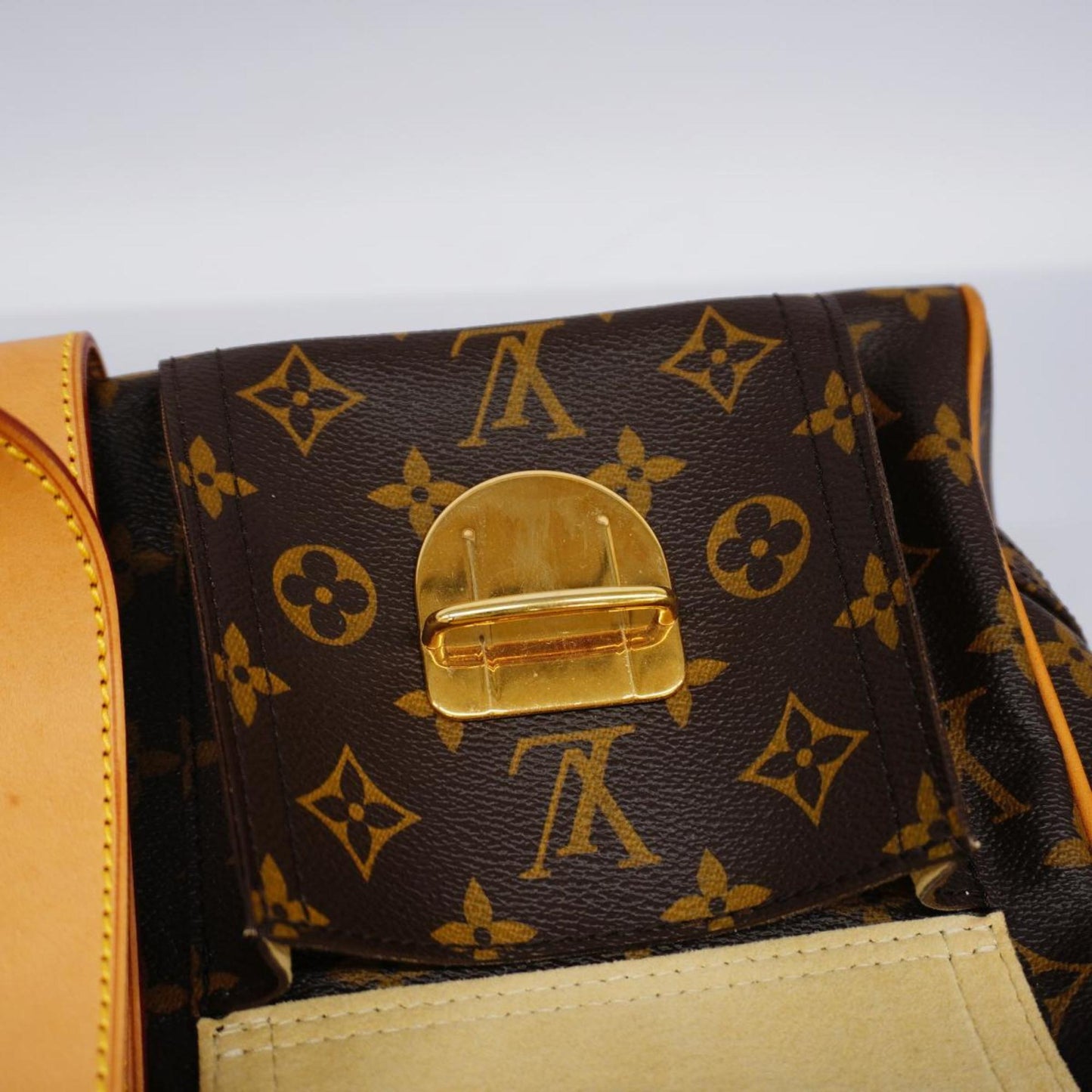 Louis Vuitton Manhattan, Brown, Canvas, tote