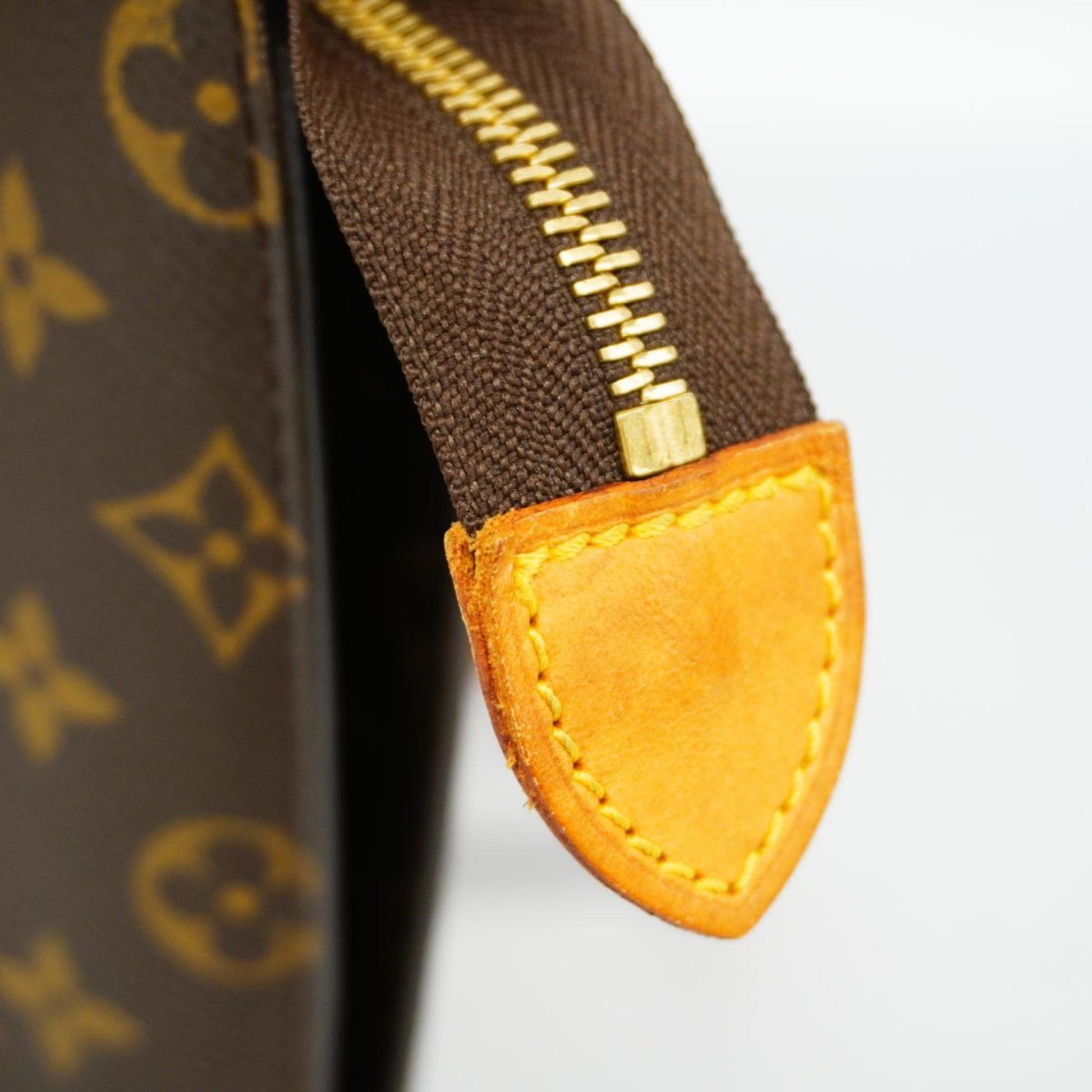 Louis Vuitton Babylone, Brown, Canvas, shoulder