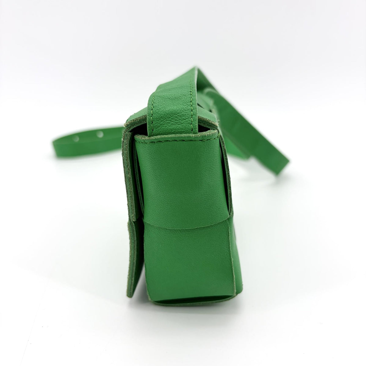 Bottega Veneta Cassette Maxi Intrecciato Leather, Green, Leather, Crossbody Bag