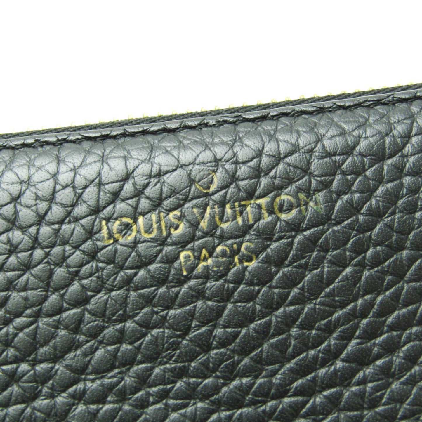 Louis Vuitton Comete, Black, Leather, wallet