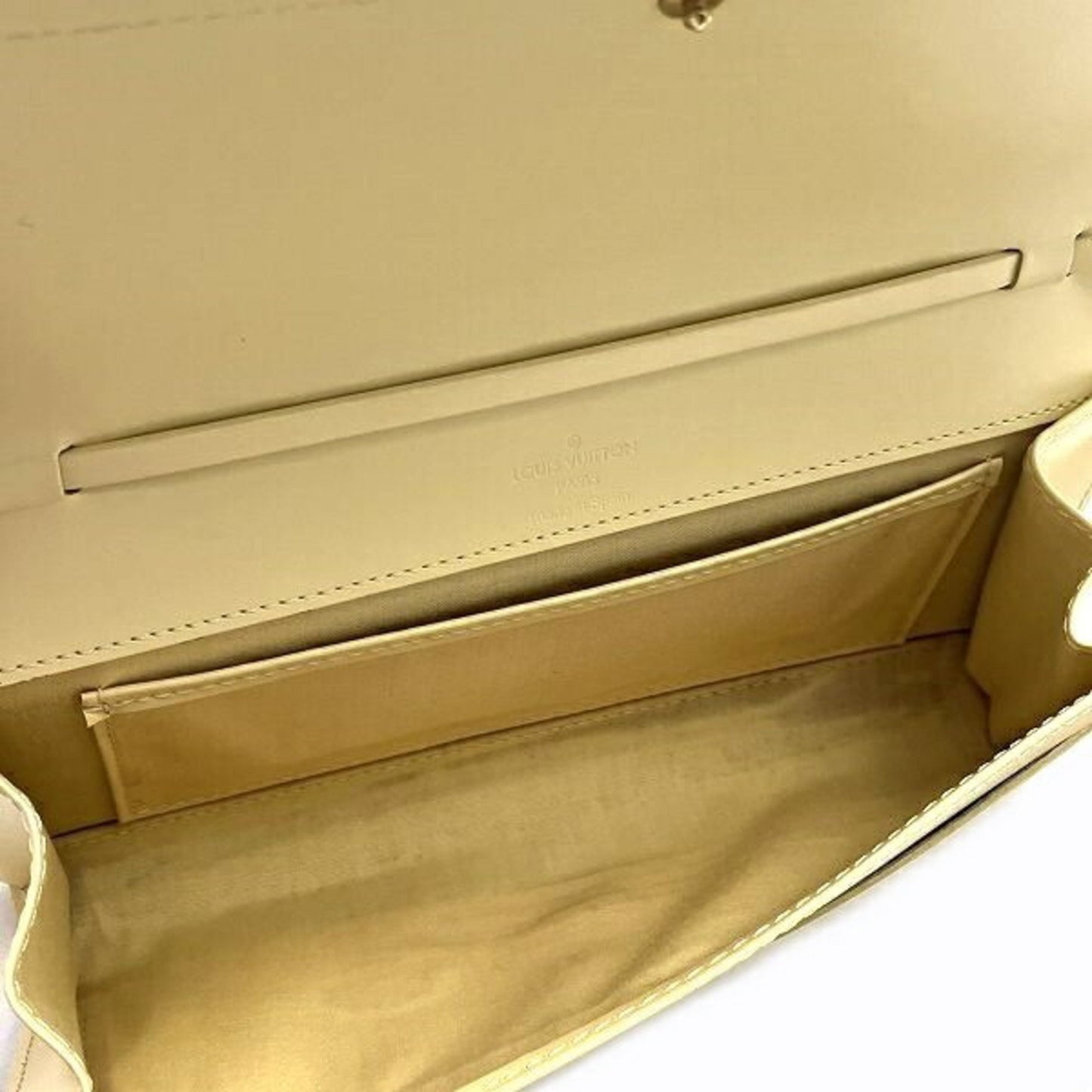 Louis Vuitton Honfleur, Beige, Leather, shoulder