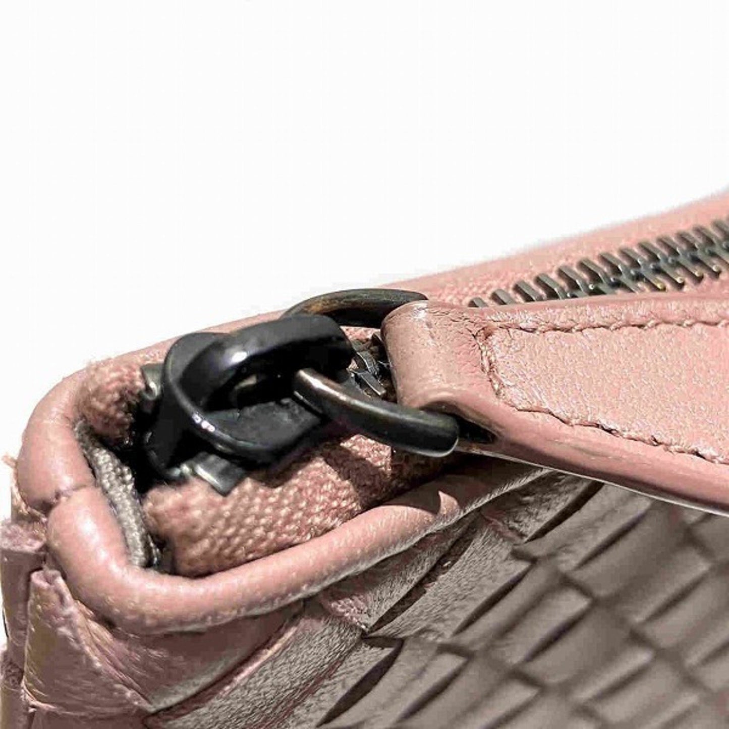 Bottega Veneta Intrecciato, Pink, Leather, clutch