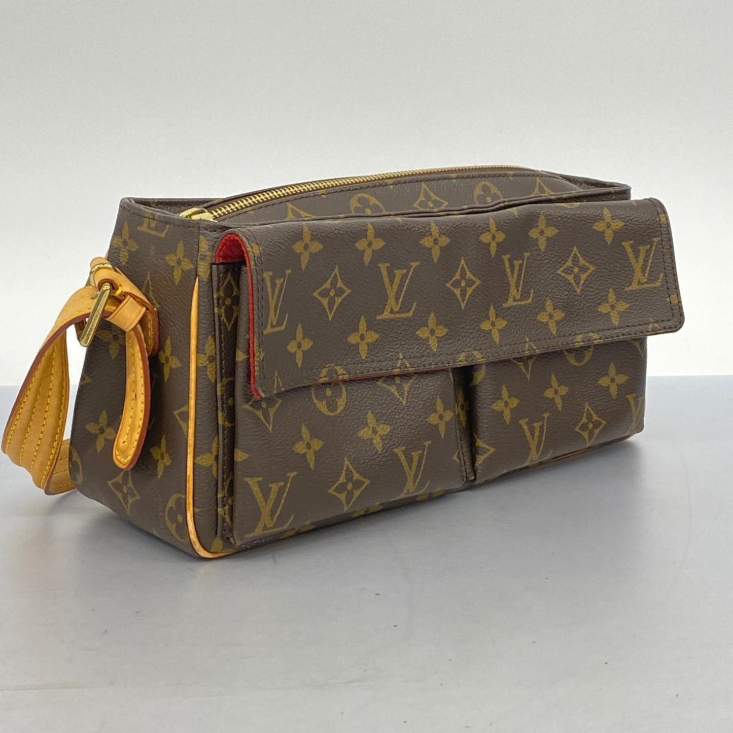 Louis Vuitton Viva Cité, Brown, Canvas, shoulder