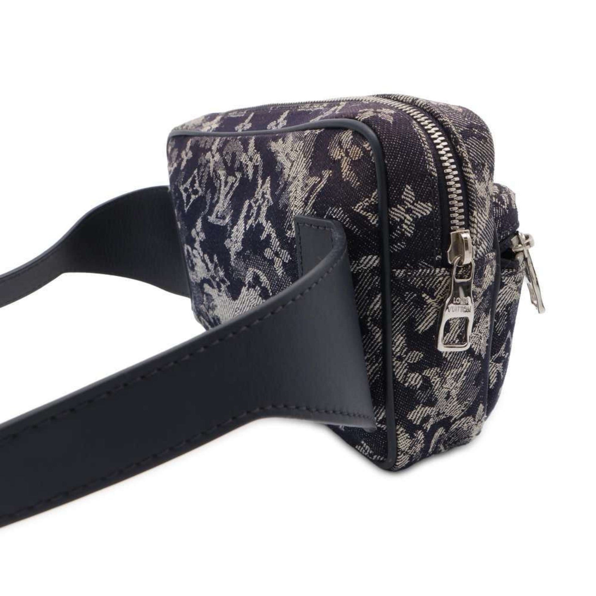 Louis Vuitton Bum bag, Navy, Canvas, clutch