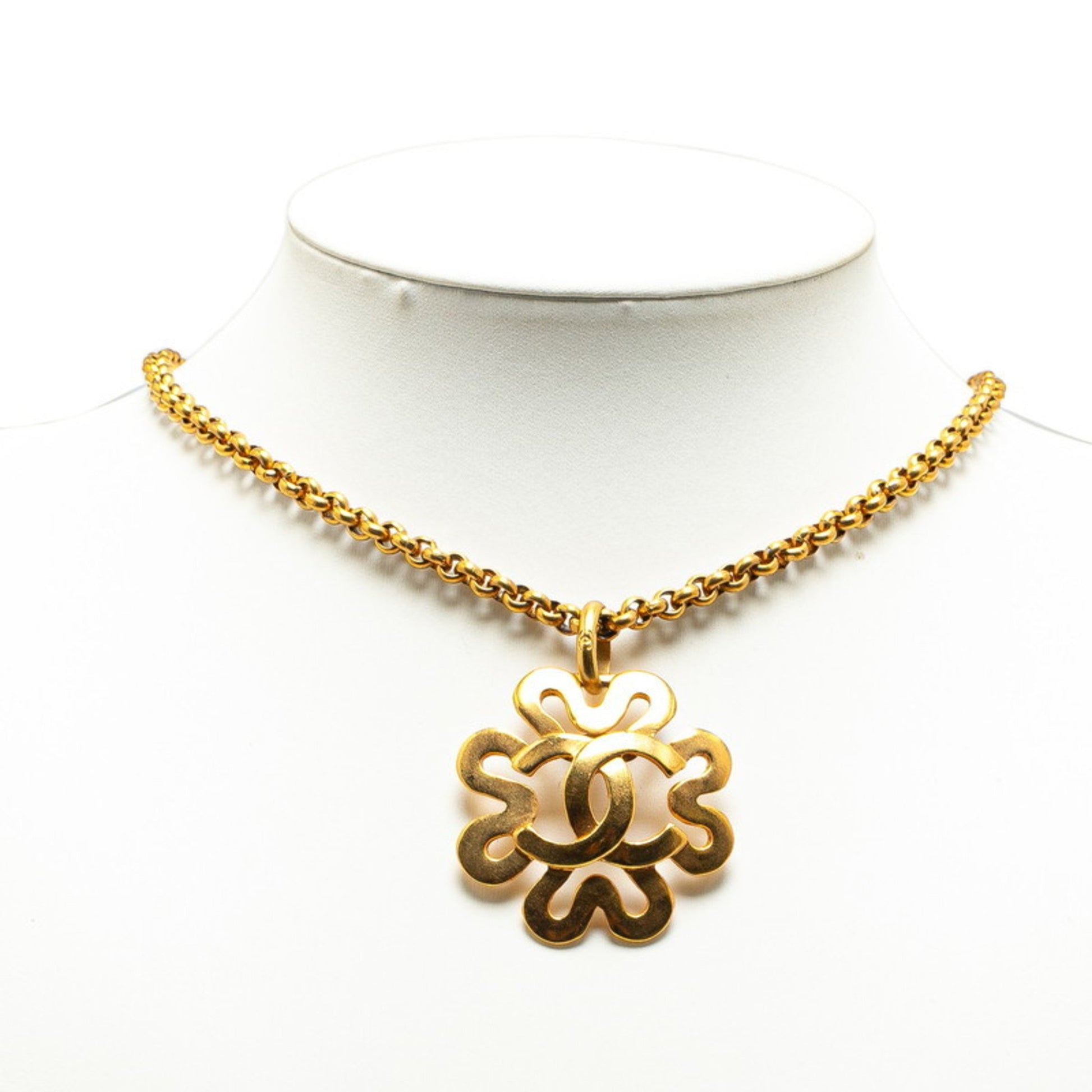 Chanel Clover, Gold, Gold Plated, necklace