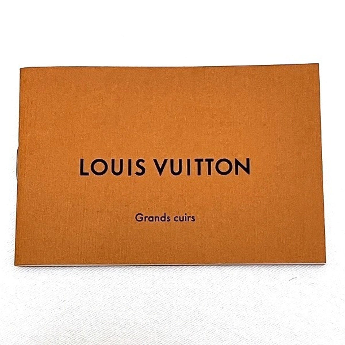 Louis Vuitton Capucines, Black, Leather, wallet