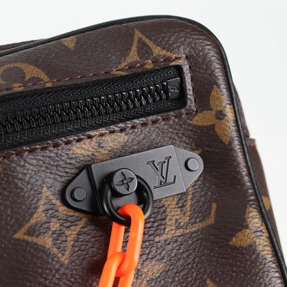 Louis Vuitton Pochette Volga, Brown, Canvas, clutch