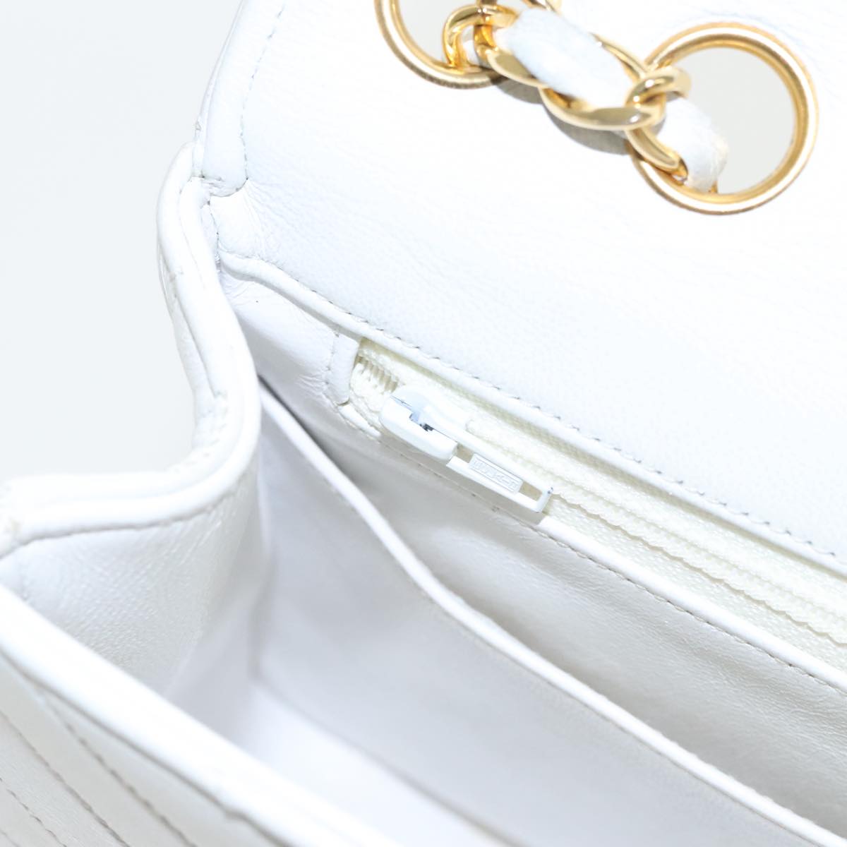 Chanel Demi Lune, White, Leather, shoulder