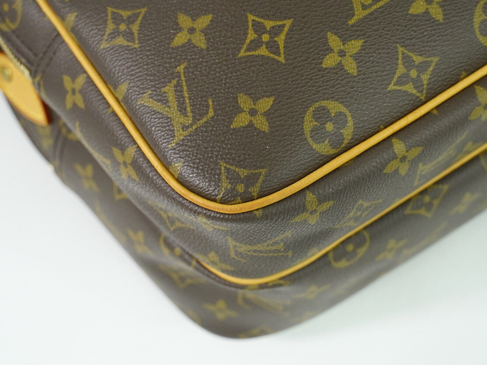 Louis Vuitton Reporter, Brown, Canvas, shoulder