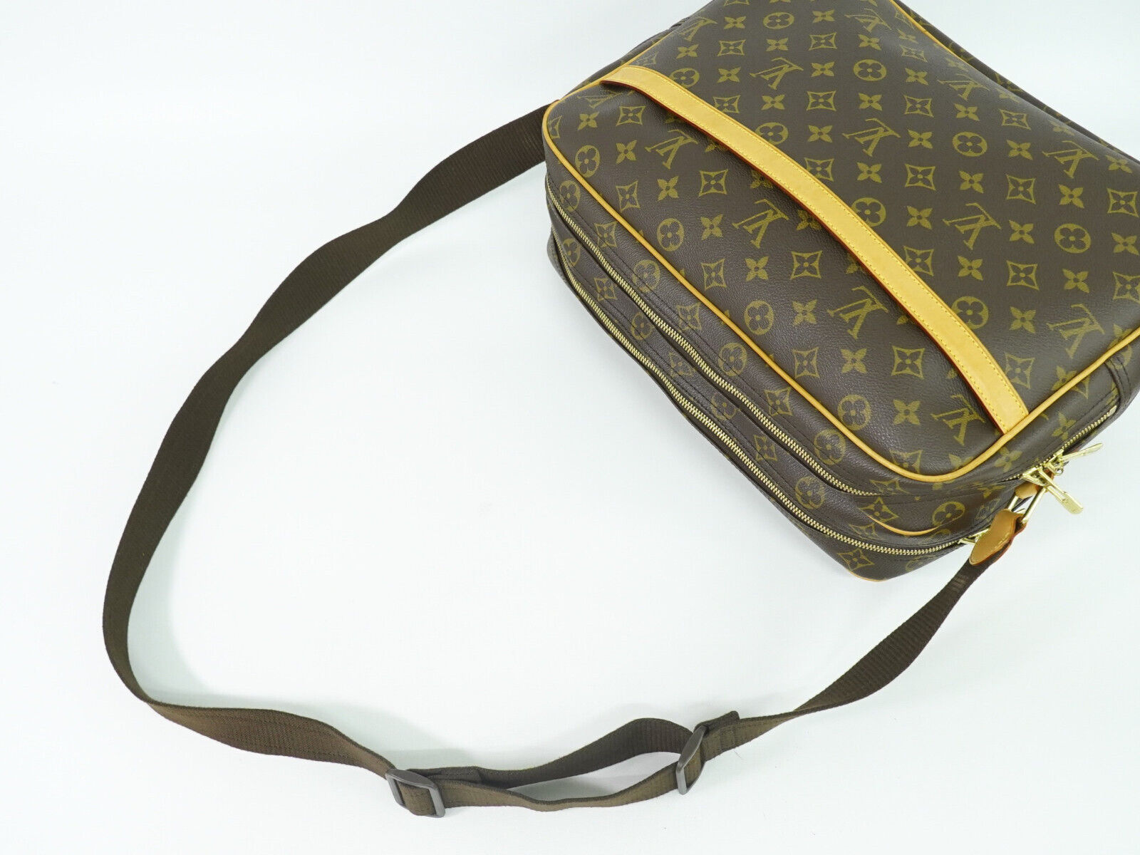 Louis Vuitton Reporter, Brown, Canvas, shoulder