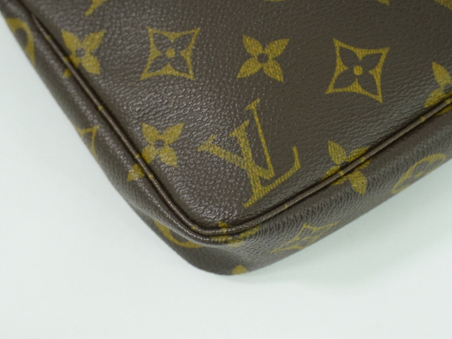 Louis Vuitton Pochette Accessoire, Brown, Canvas, clutch