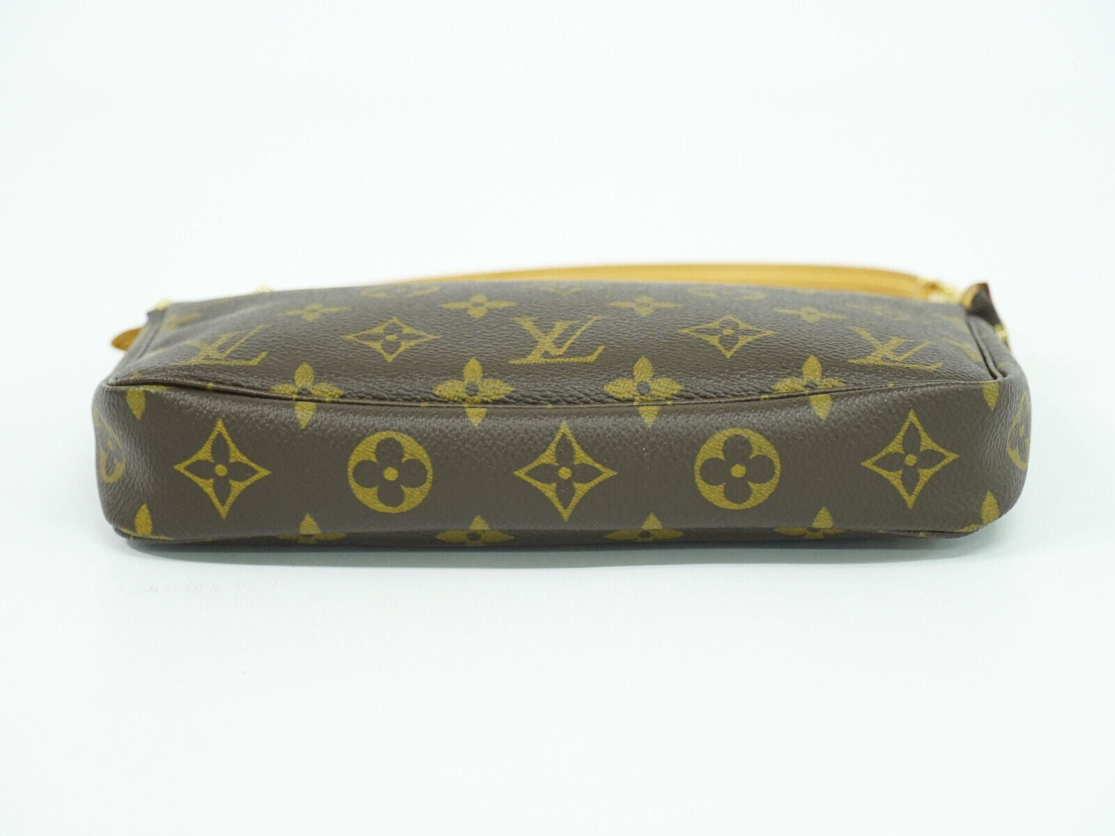 Louis Vuitton Pochette Accessoire, Brown, Canvas, clutch