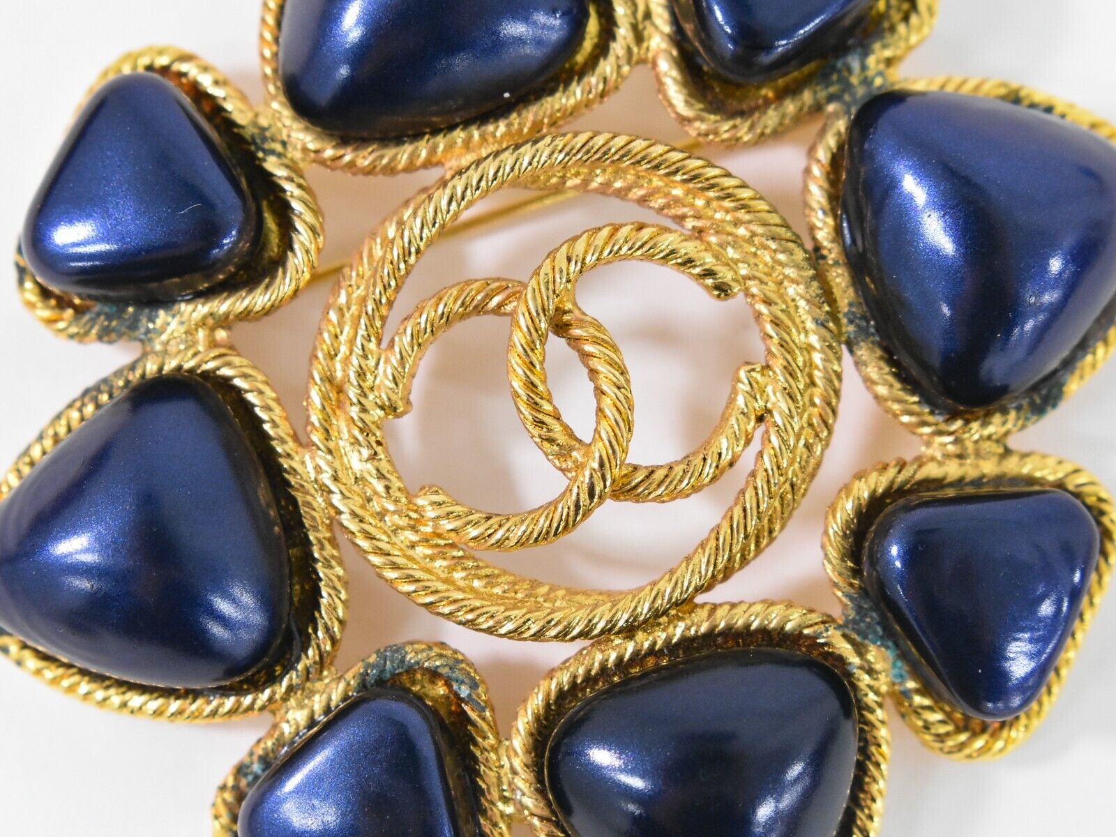 Chanel, Gold, Gold Plated, brooch