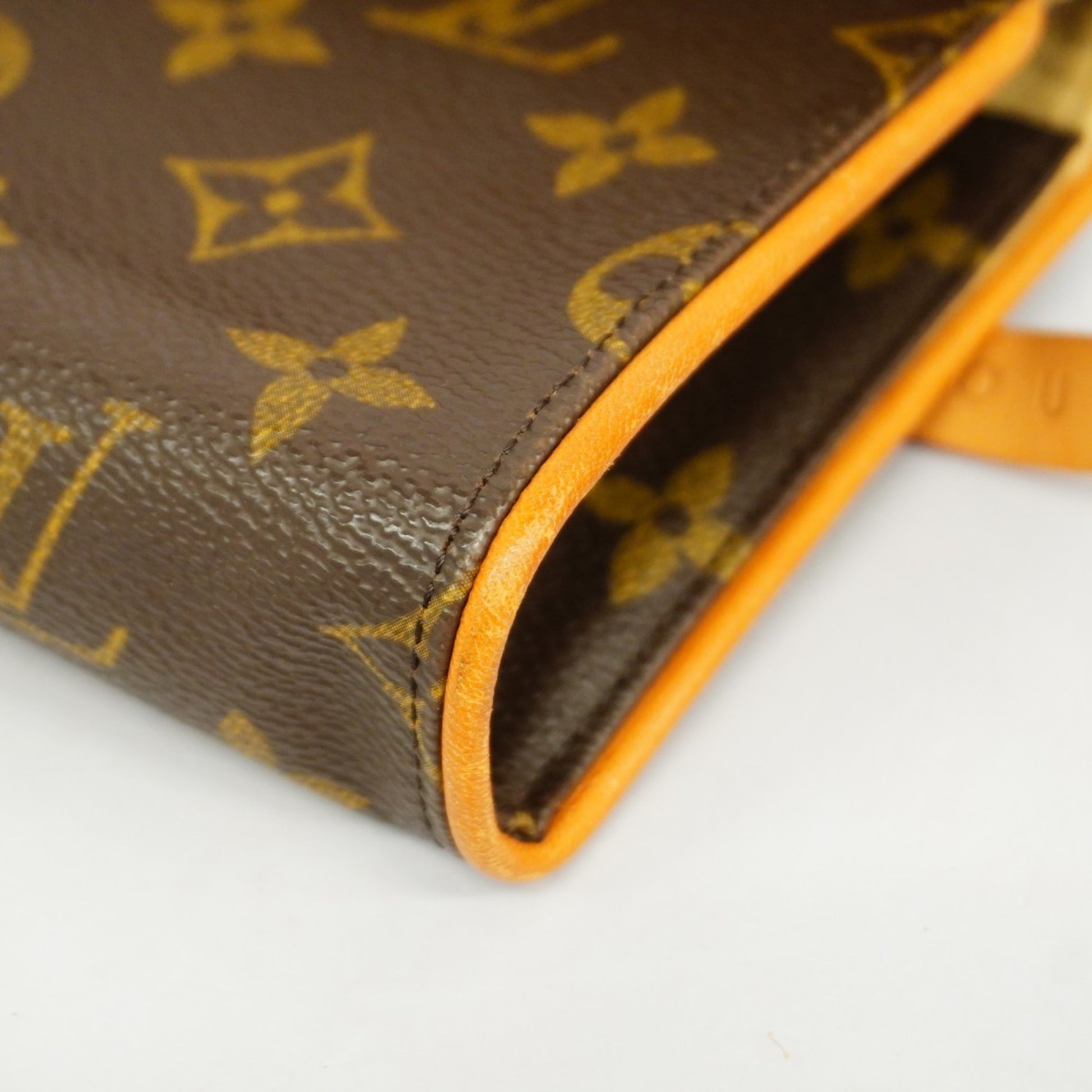 Louis Vuitton Florentine, Brown, Canvas, clutch