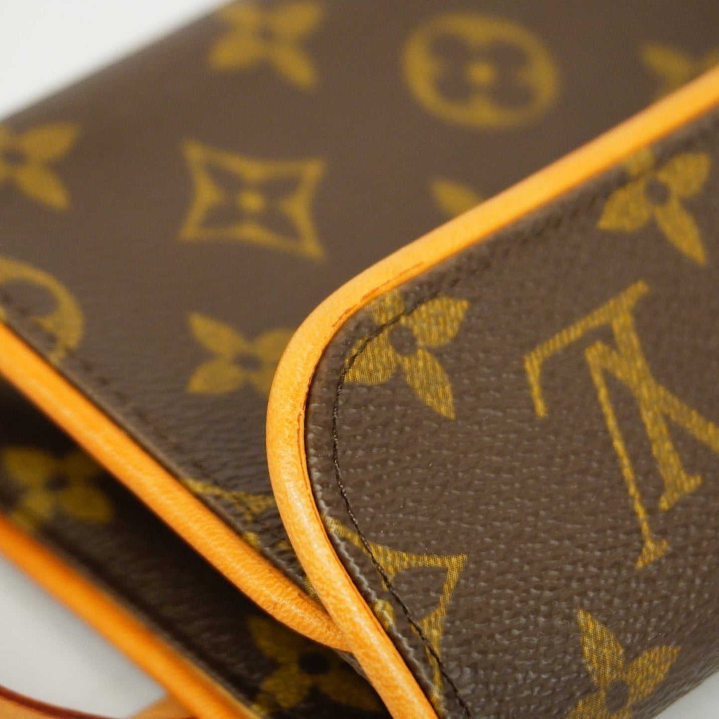 Louis Vuitton Florentine, Brown, Canvas, clutch