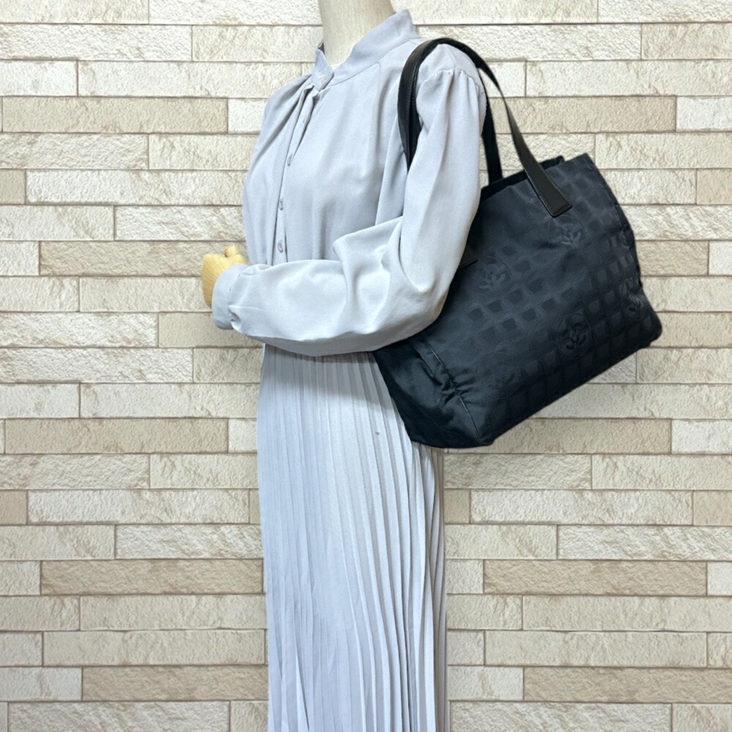 Chanel Travel line, Black, Canvas, tote