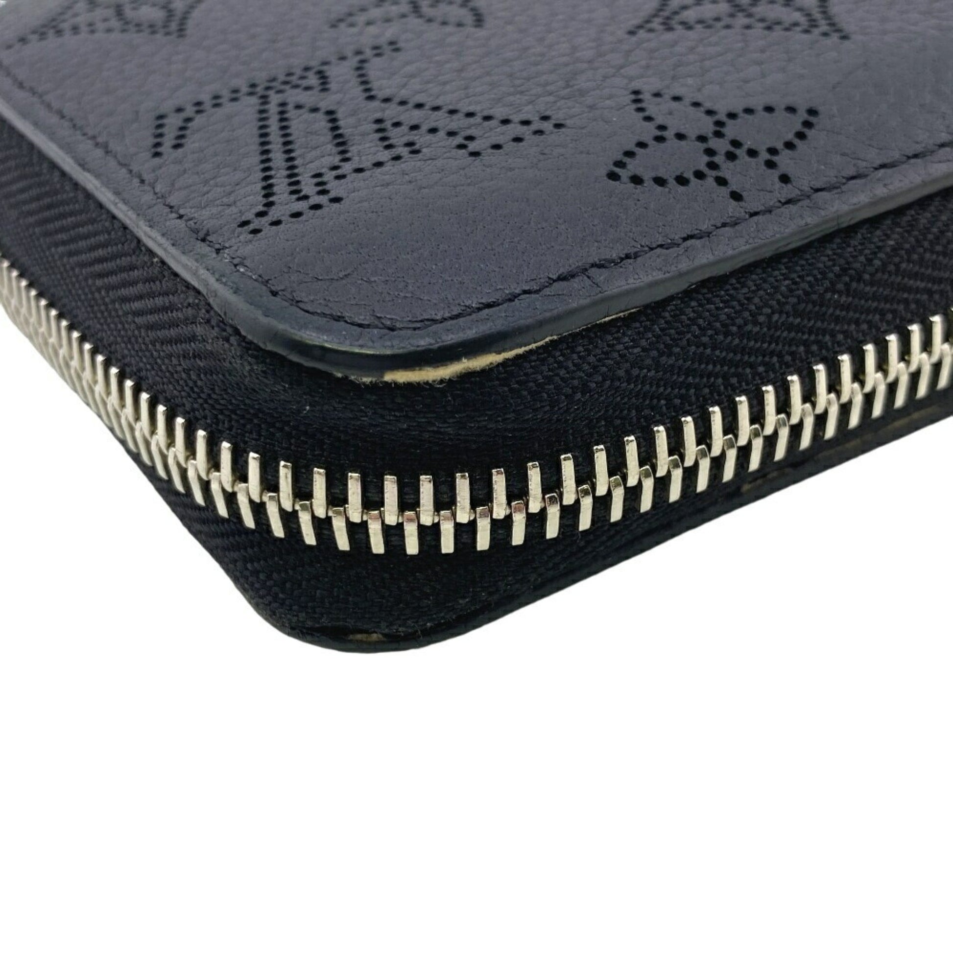 Louis Vuitton Zippy wallet, Black, Leather, wallet