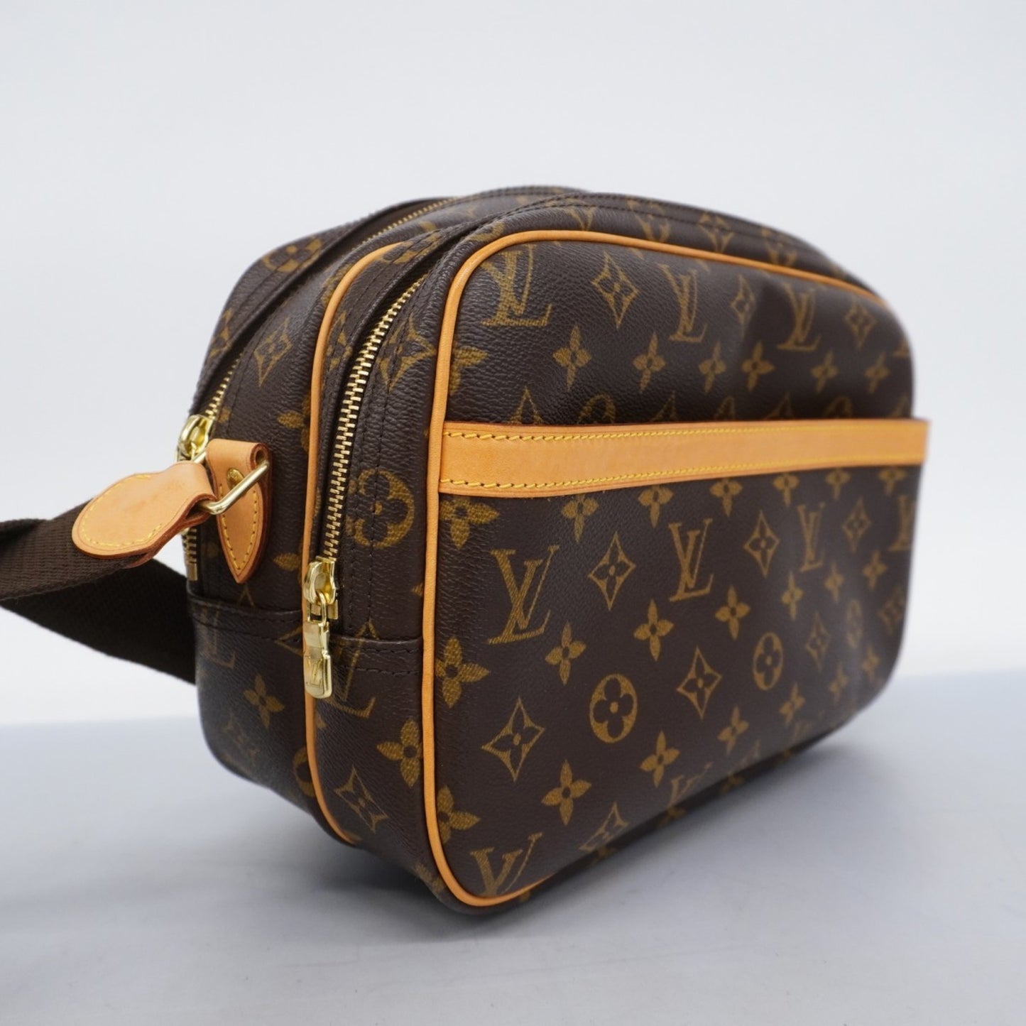 Louis Vuitton Reporter pm, Brown, Canvas, shoulder