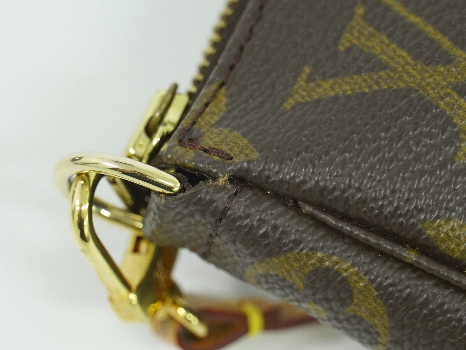 Louis Vuitton Pochette Accessoire, Brown, Canvas, clutch