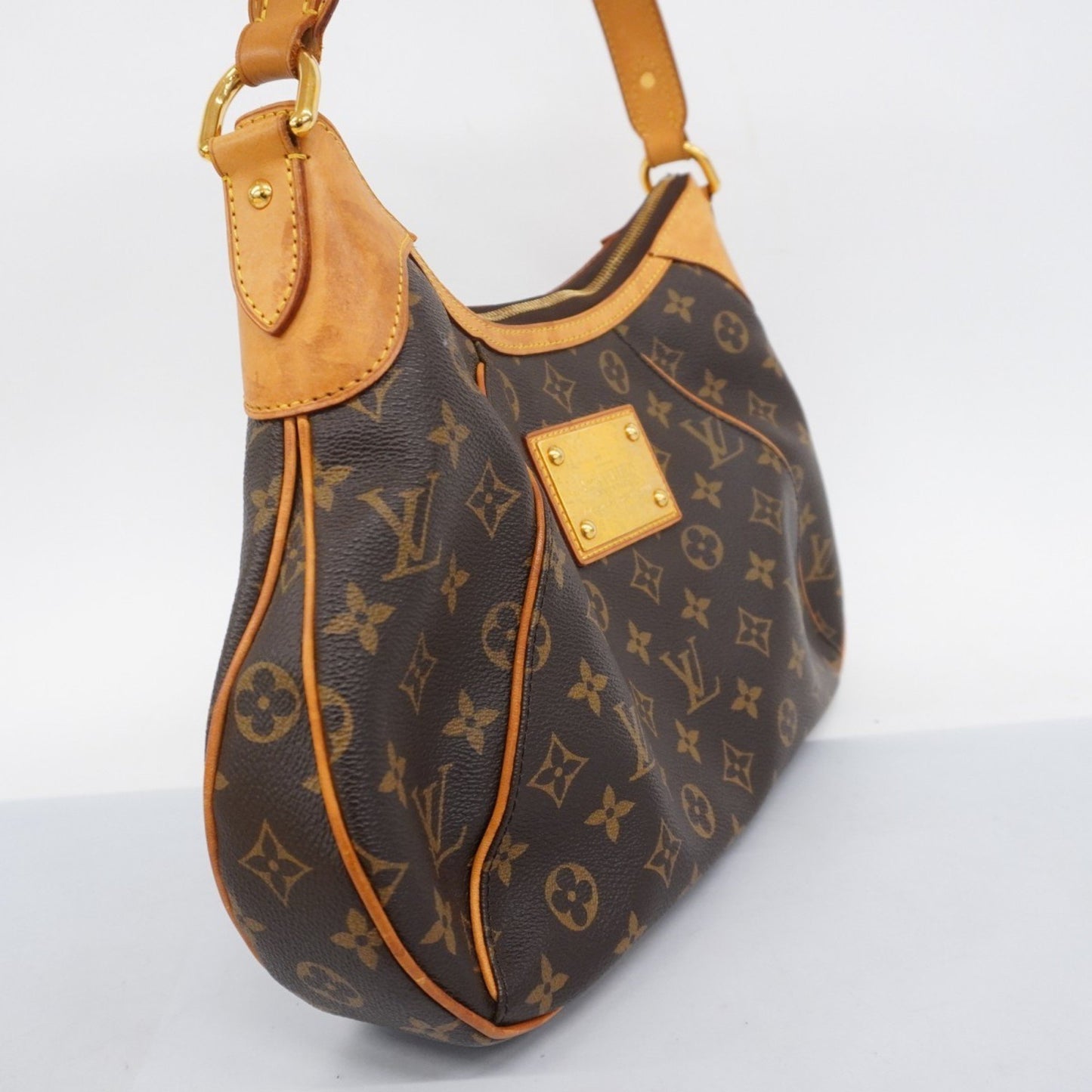 Louis Vuitton Thames, Brown, Canvas, shoulder