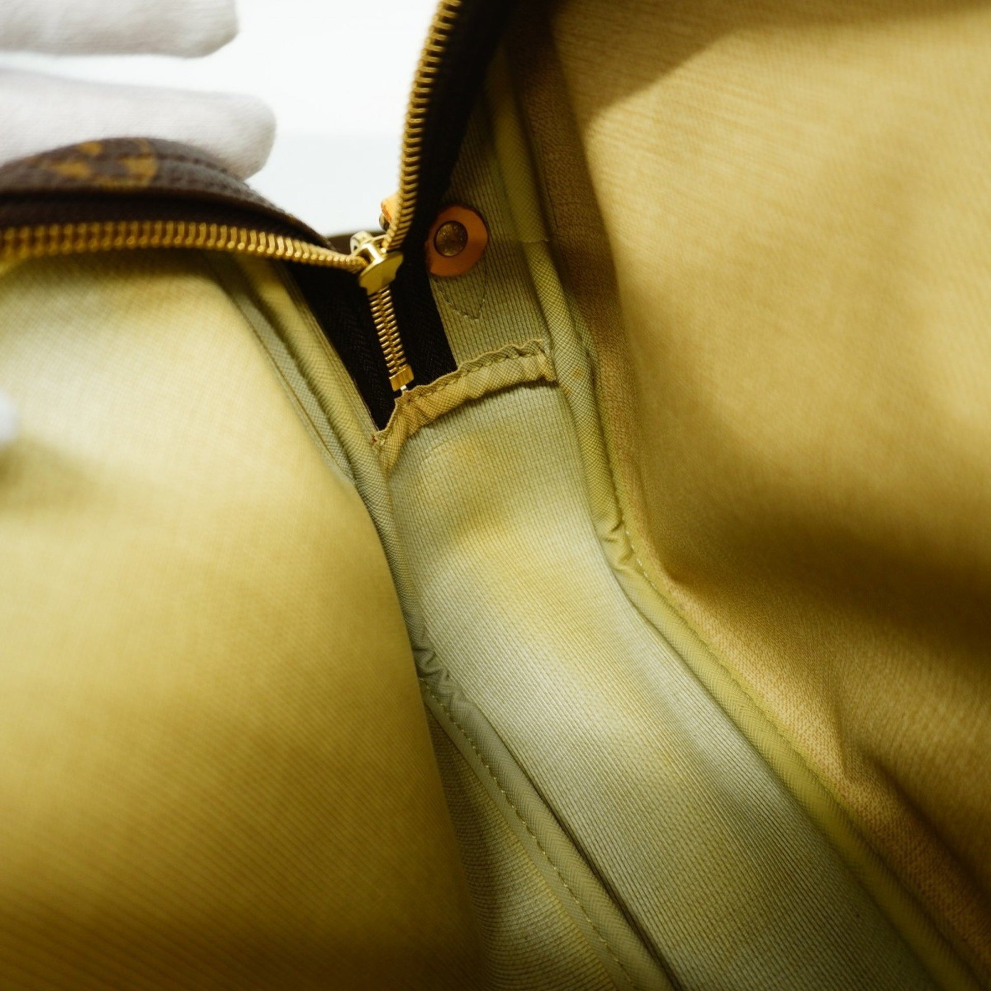 Louis Vuitton Reporter pm, Brown, Canvas, shoulder