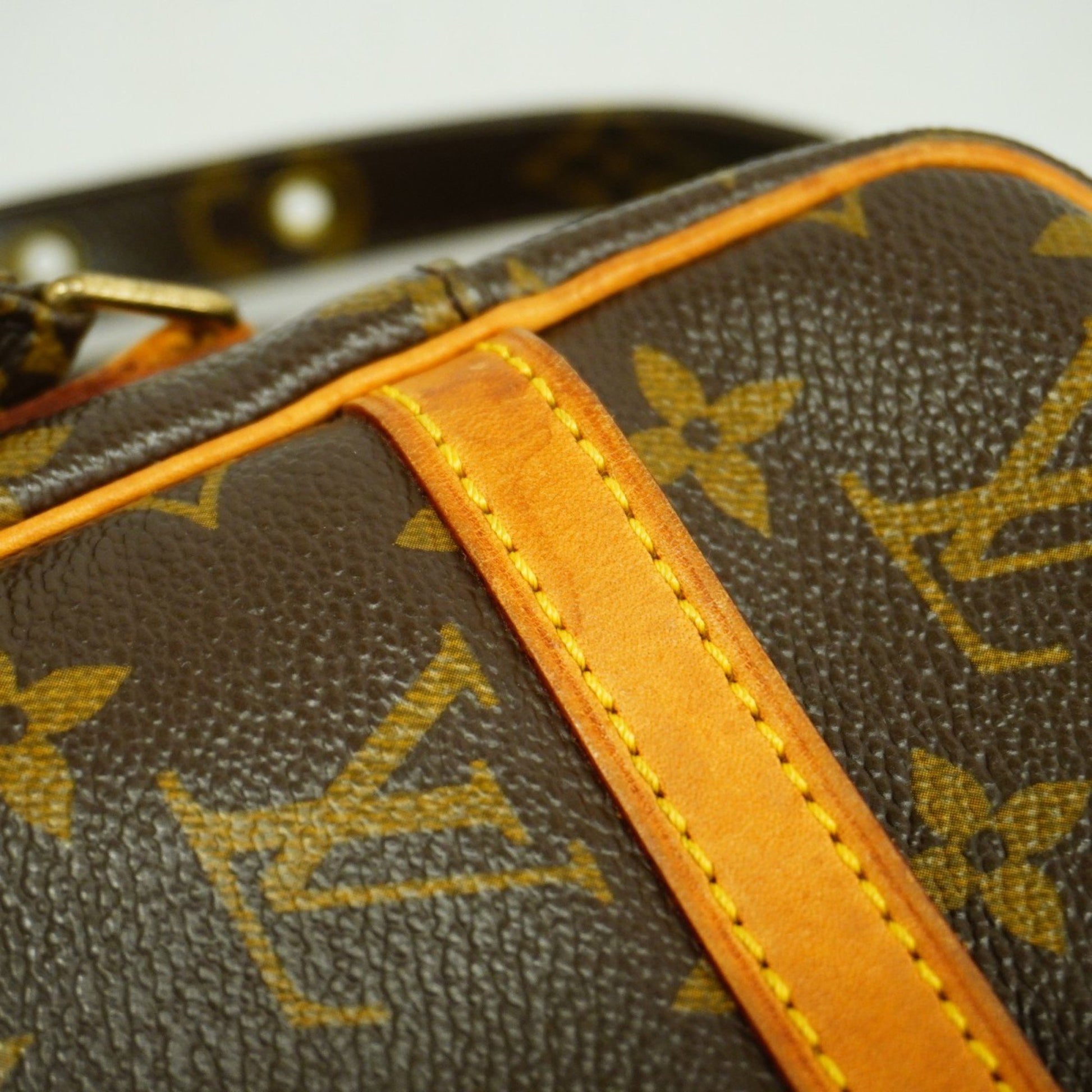 Louis Vuitton Danube, Brown, Canvas, shoulder