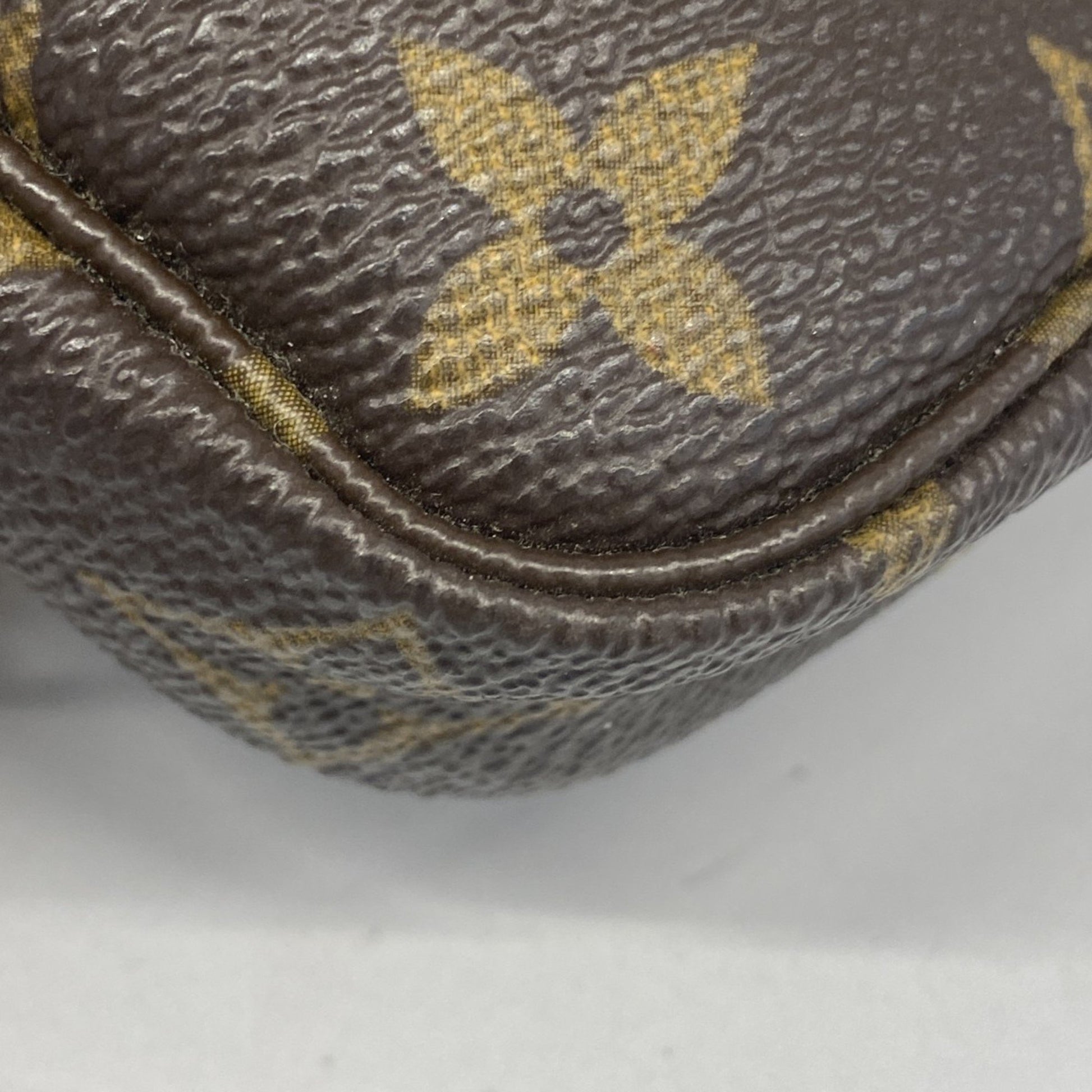 Louis Vuitton Mini Pochette Accessoires, Brown, Canvas, clutch