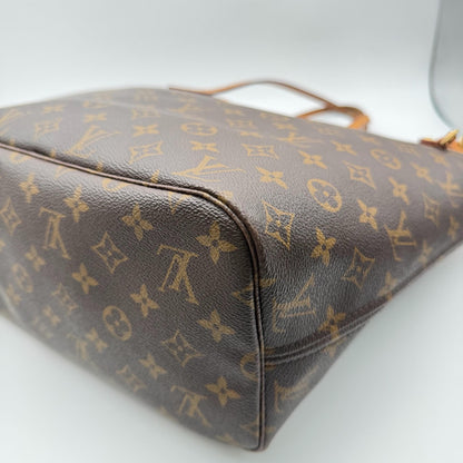 Louis Vuitton Neverfull Monogram Canvas, Brown, Canvas, Tote Bag