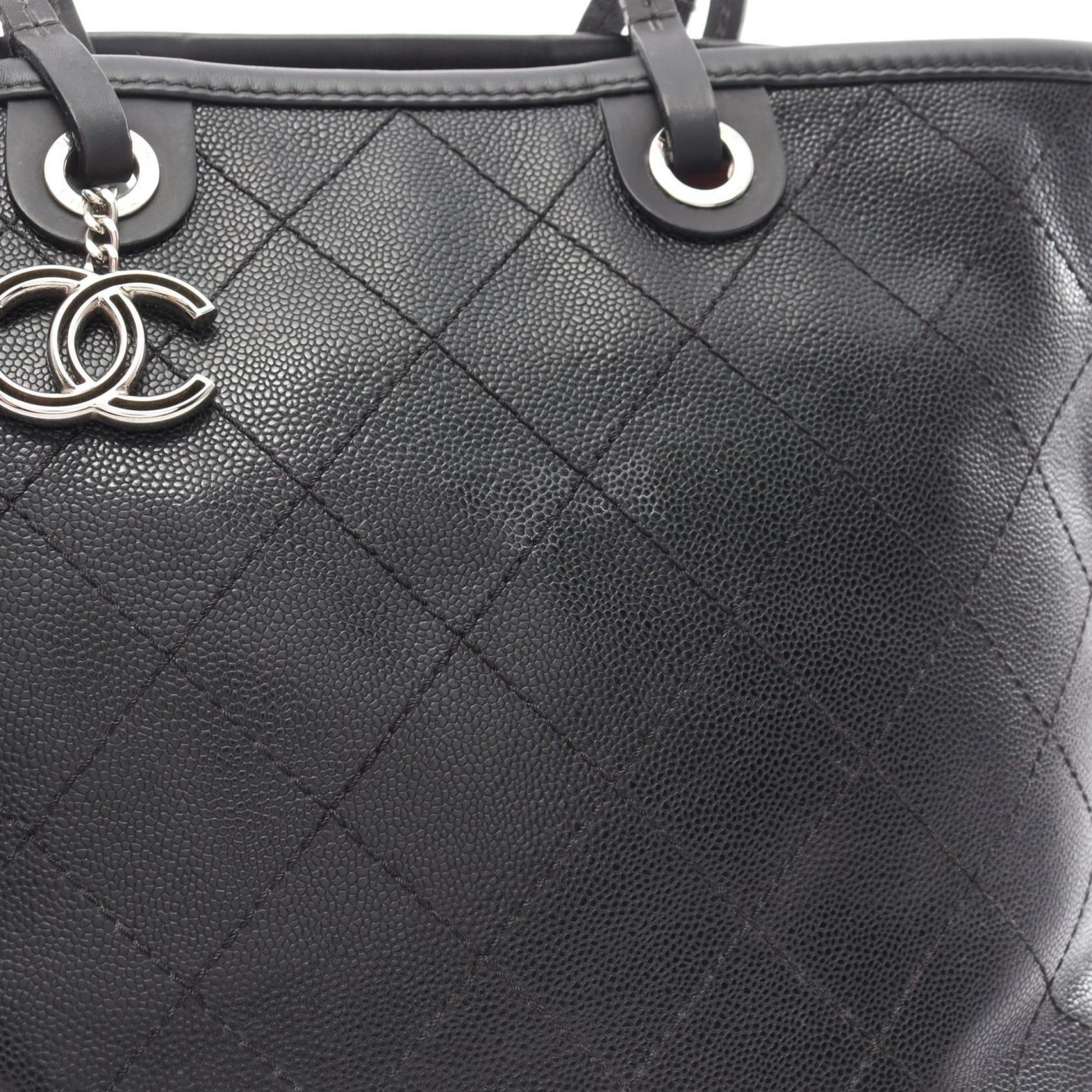 Chanel On the road, Black, Leather, tote