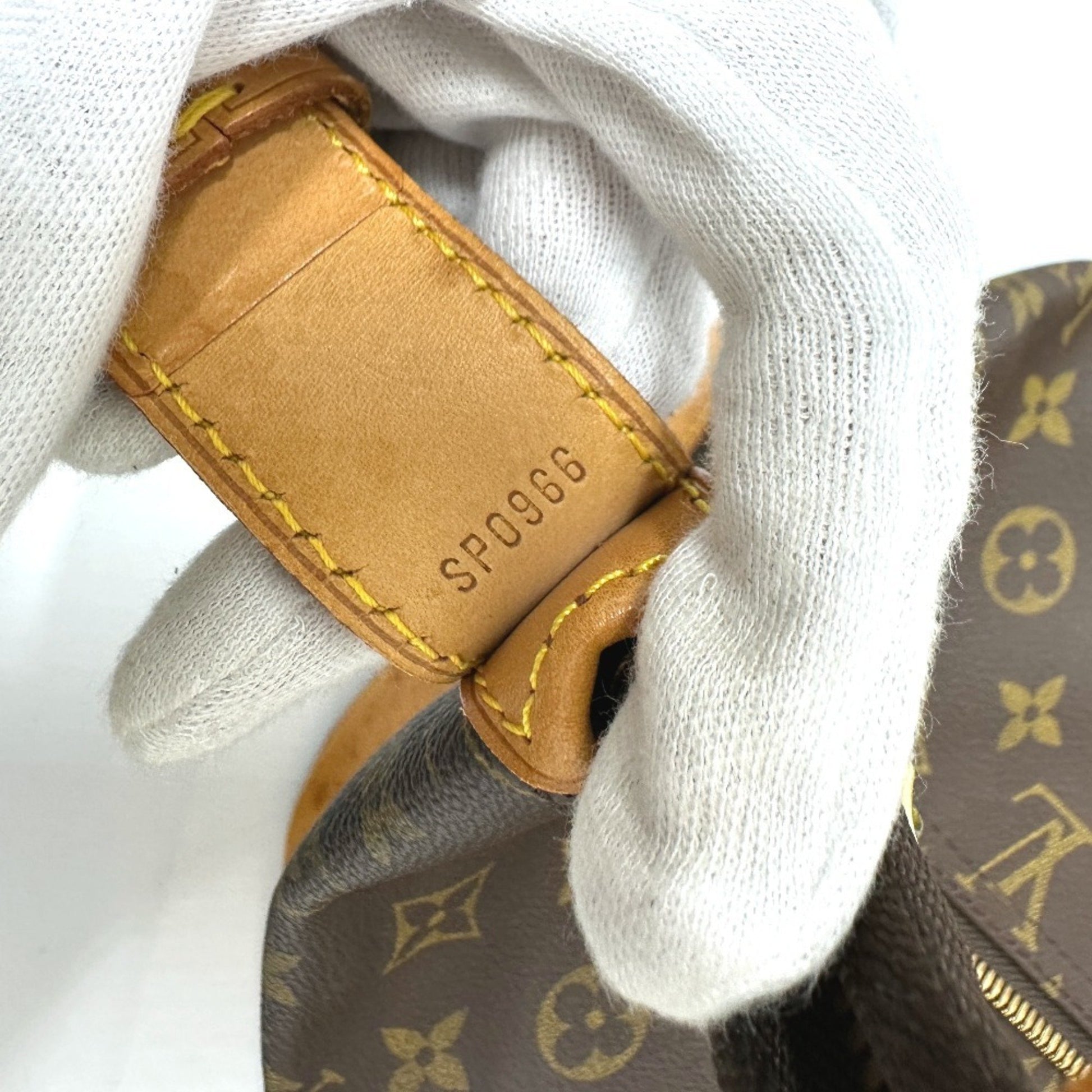 Louis Vuitton Cruiser, Brown, Canvas, travel