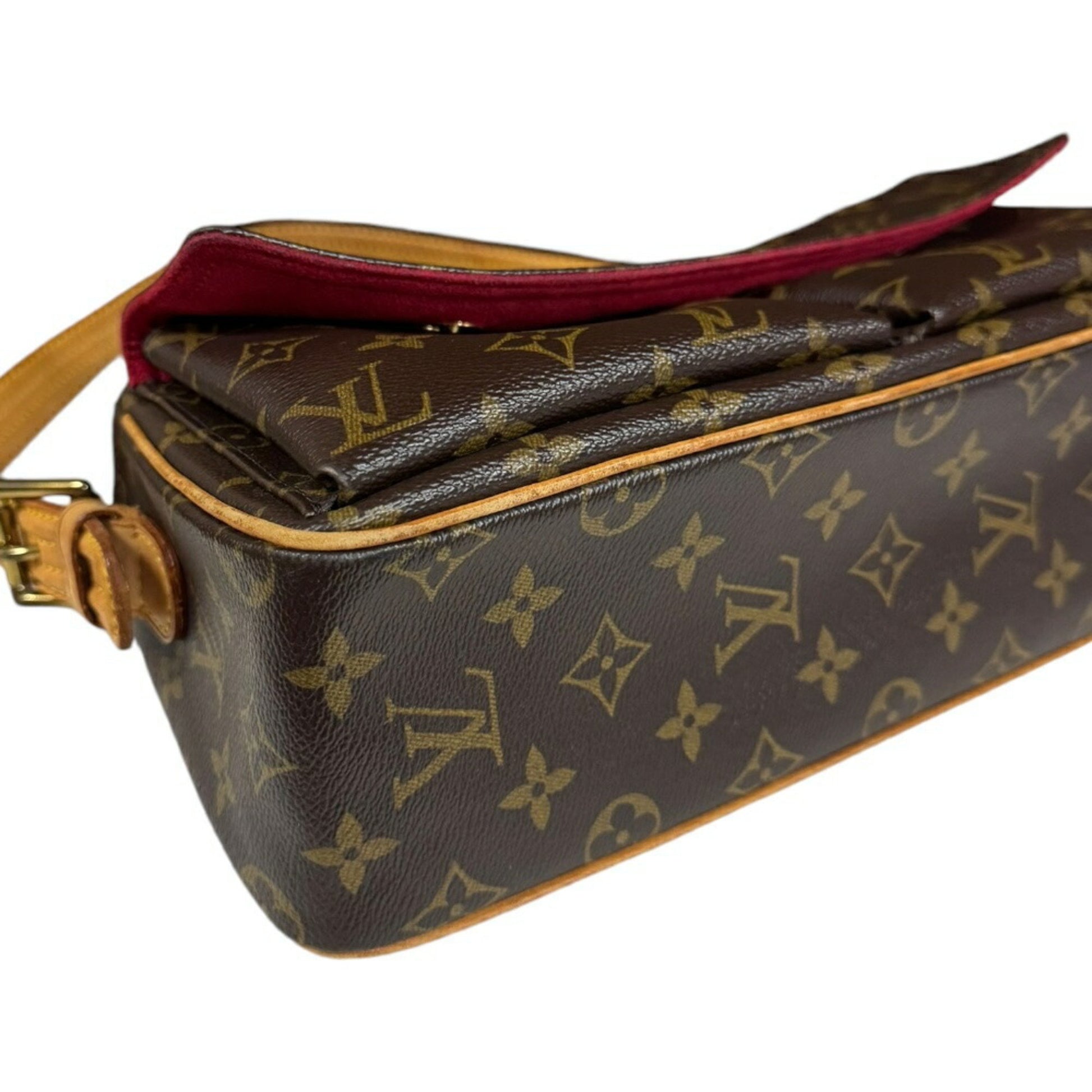 Louis Vuitton Viva Cité, Brown, Canvas, shoulder