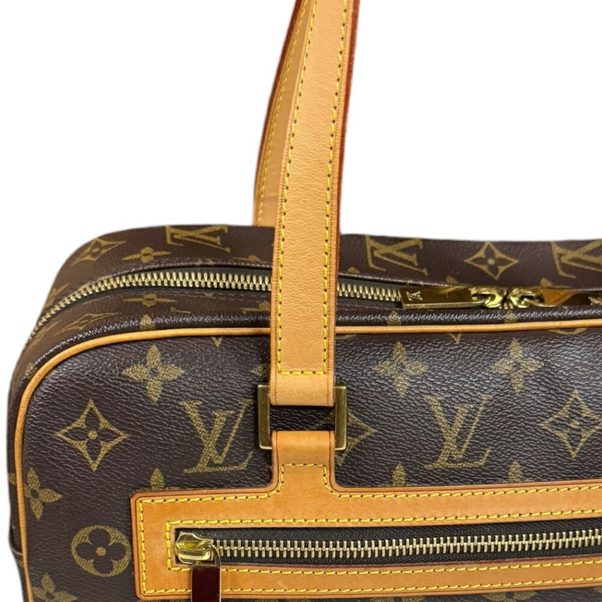 Louis Vuitton Cite, Brown, Canvas, shoulder