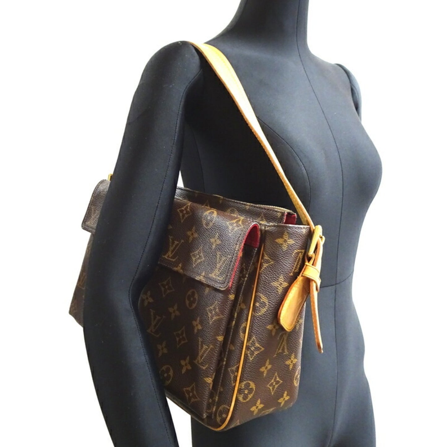 Louis Vuitton Viva Cité, Brown, Canvas, shoulder