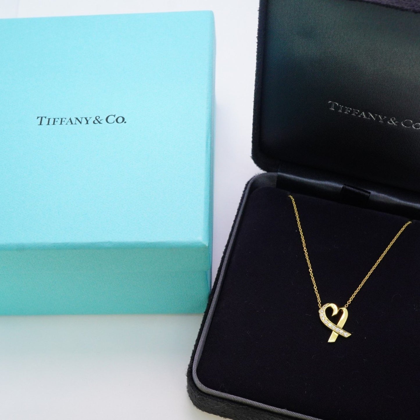 Tiffany & Co Loving heart, Gold, Yellow Gold, necklace