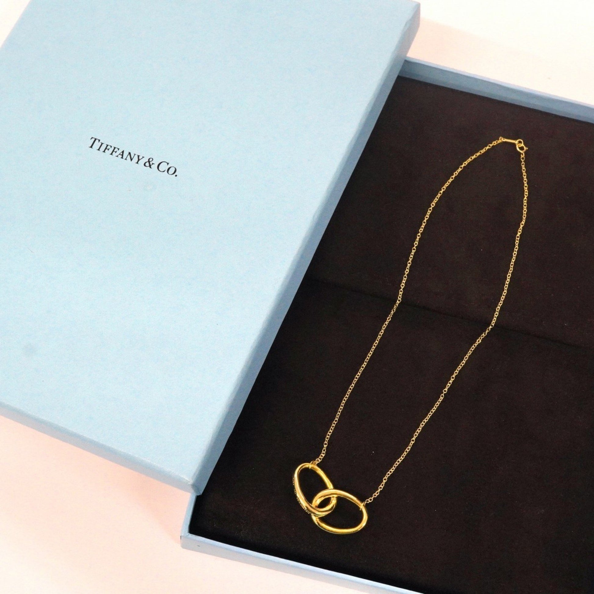 Tiffany & Co Infinity, Gold, Yellow Gold, necklace