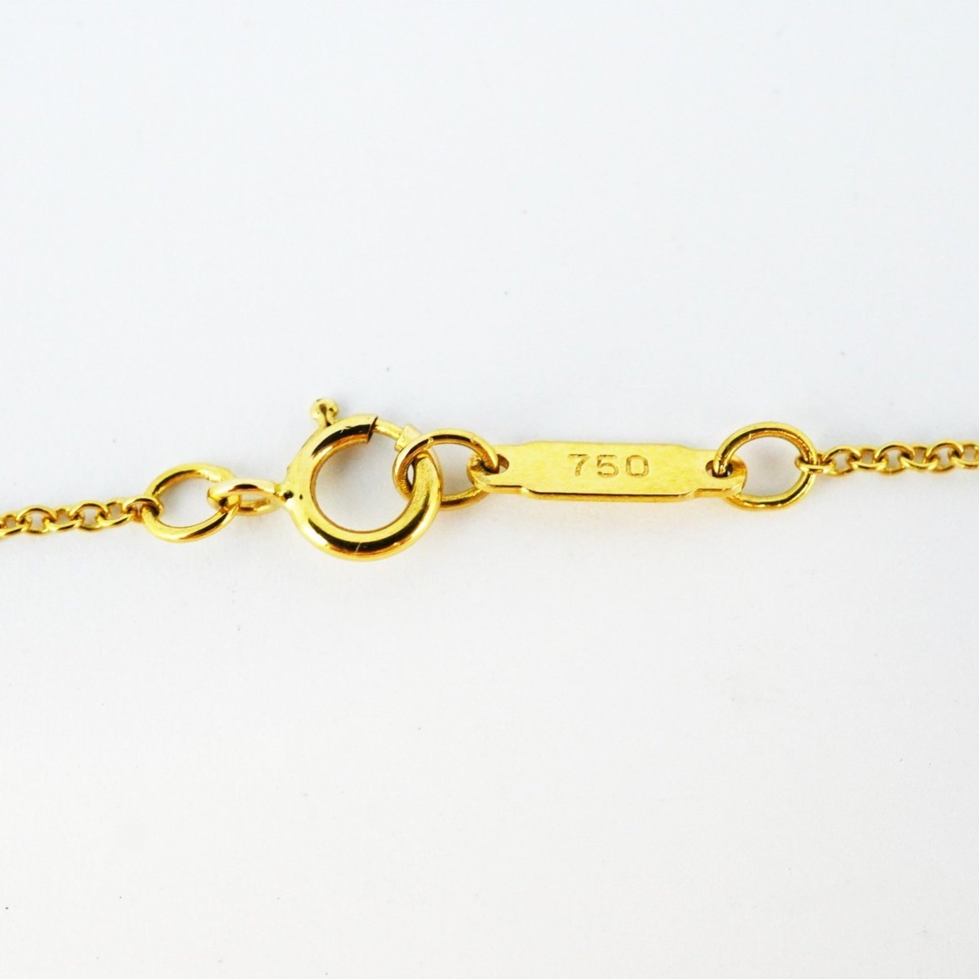 Tiffany & Co Ribbon, Gold, Yellow Gold, necklace