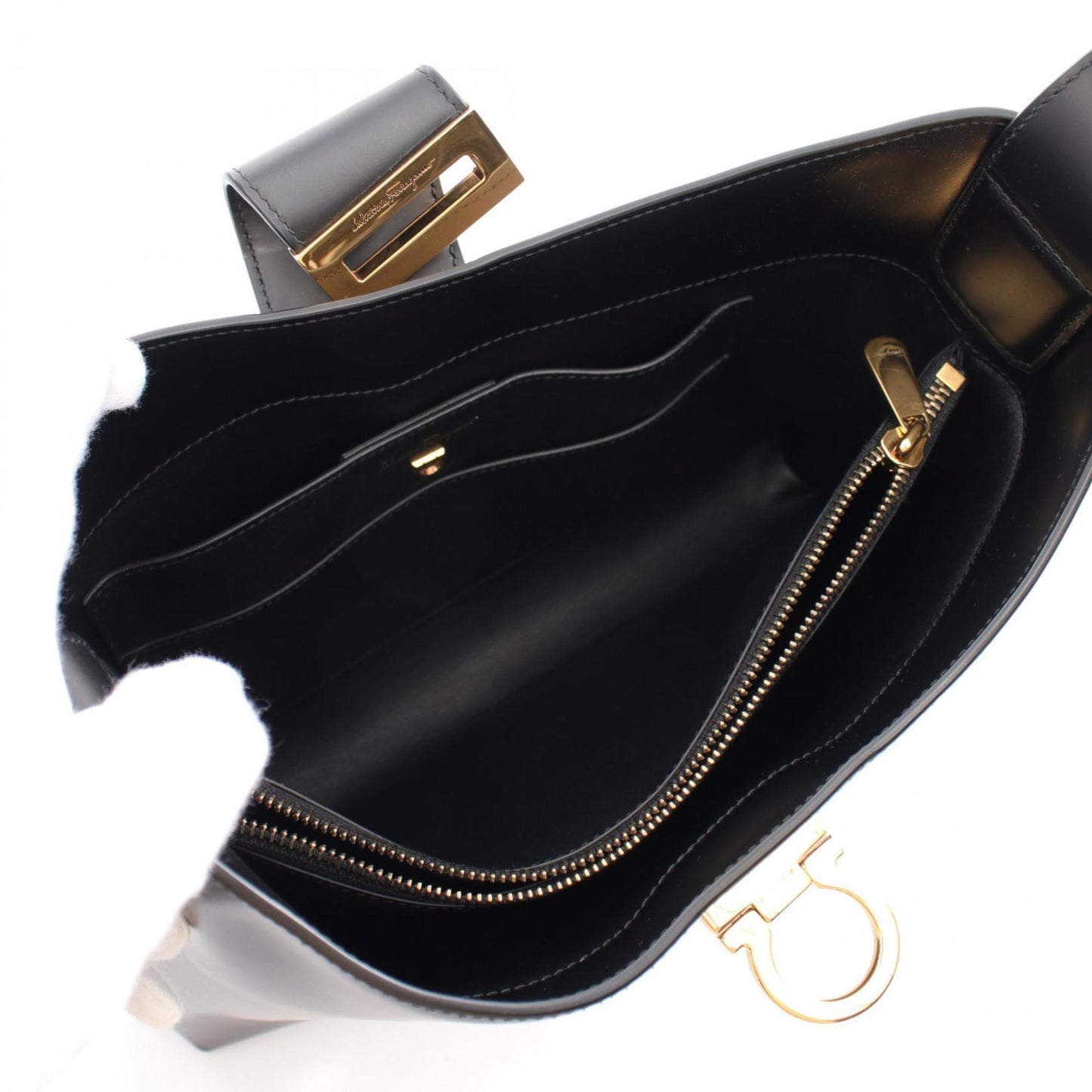 Salvatore Ferragamo Gancini, Black, Leather, shoulder