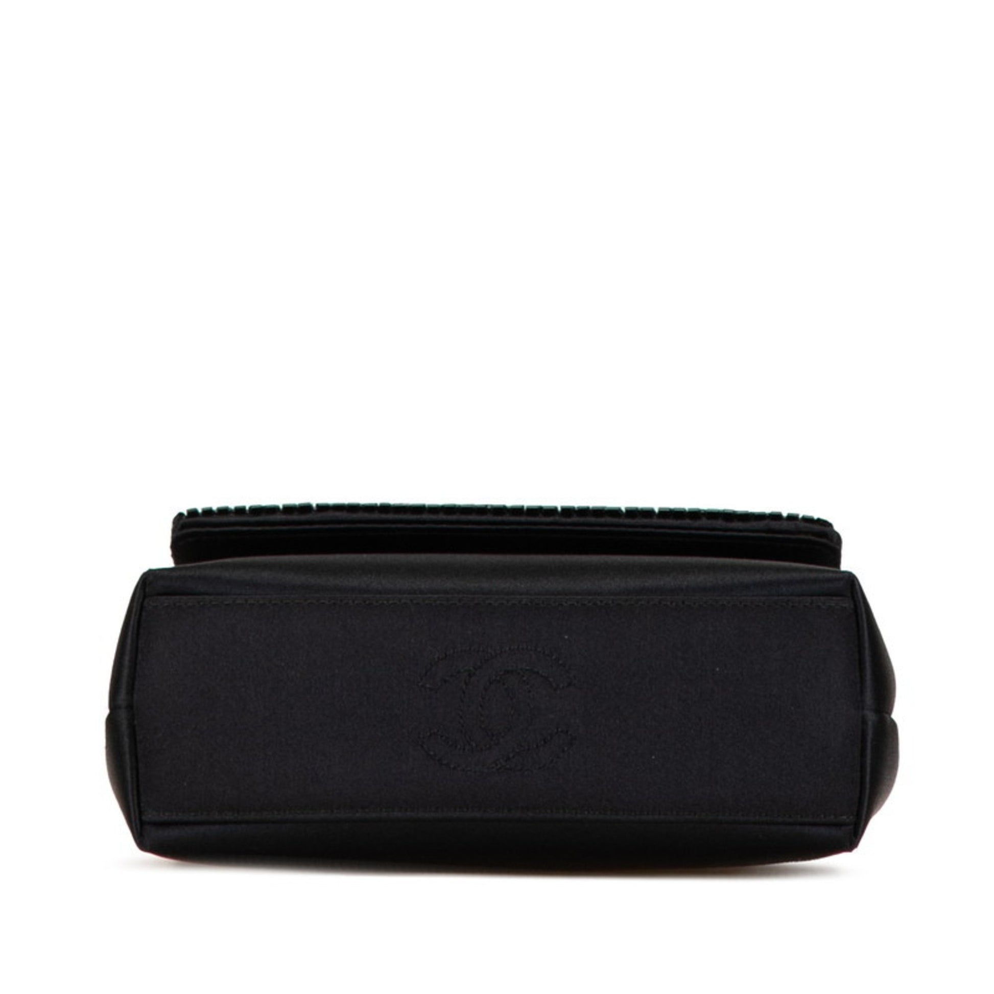 Chanel Flap bag, Black, Cashmere, shoulder