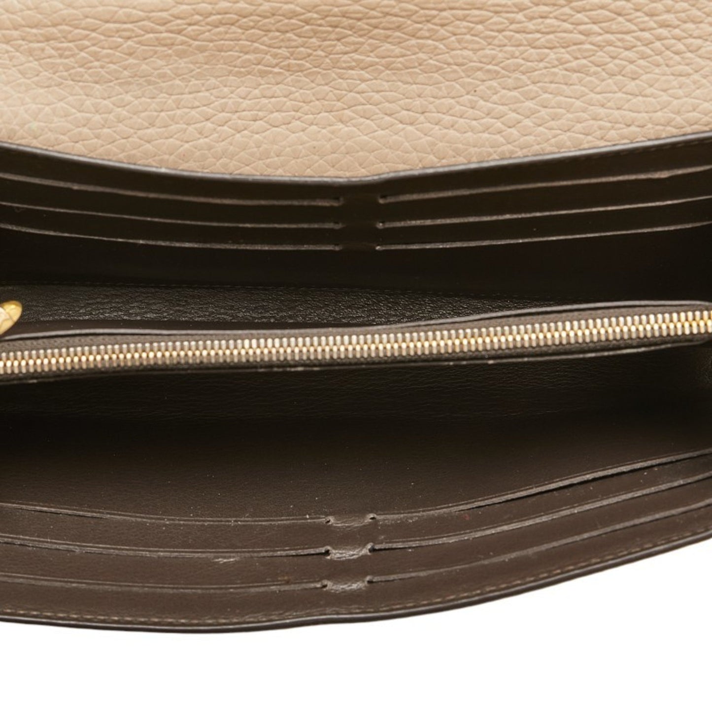 Louis Vuitton Capucines, Beige, Leather, wallet