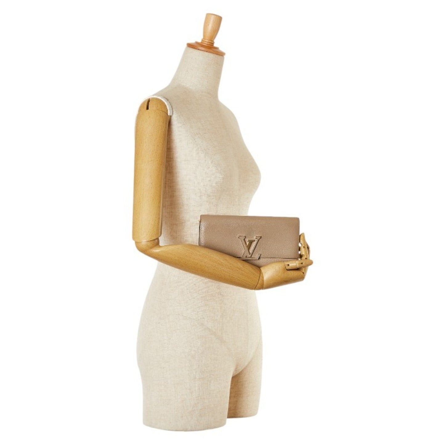 Louis Vuitton Capucines, Beige, Leather, wallet