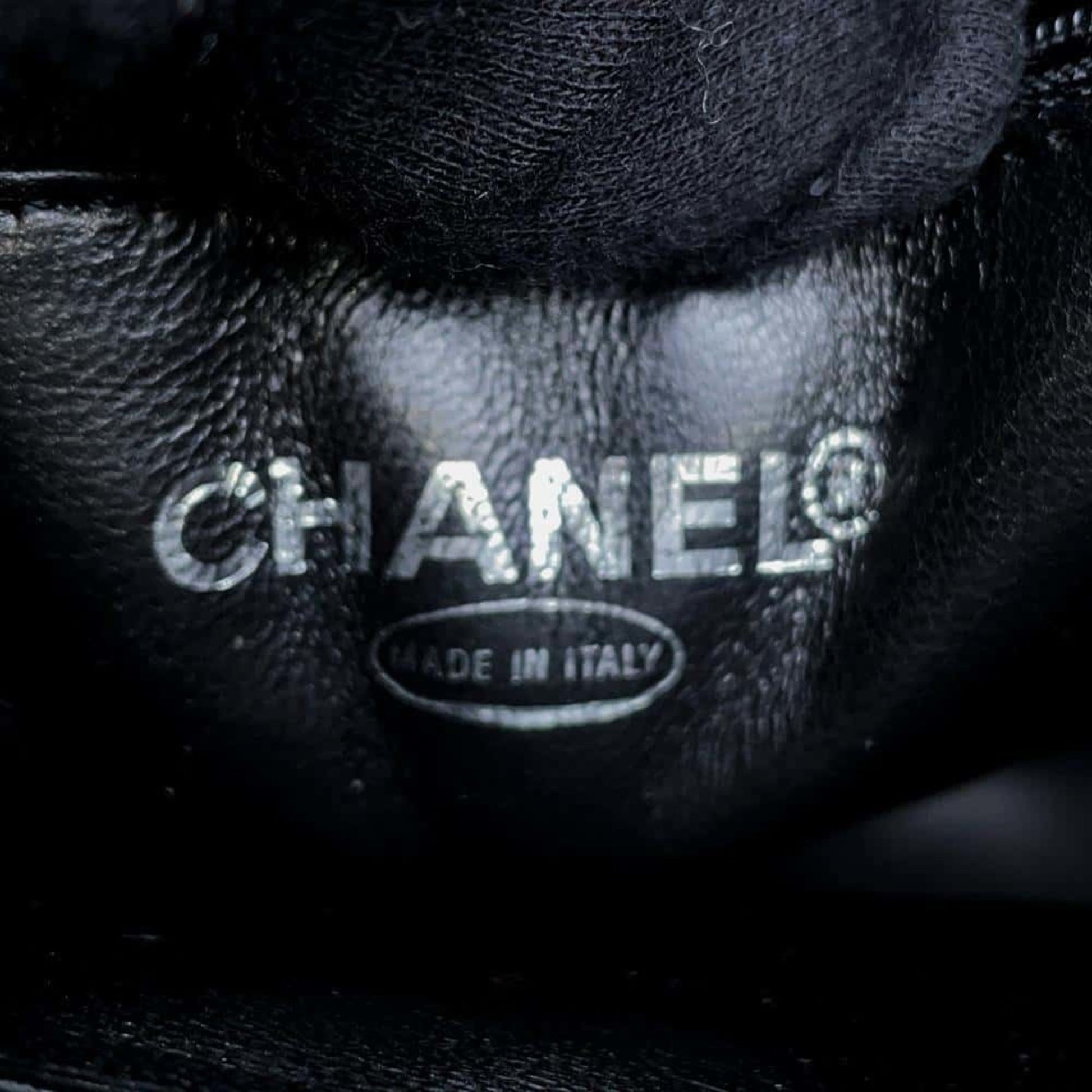 Chanel Medaillon, Black, Leather, tote