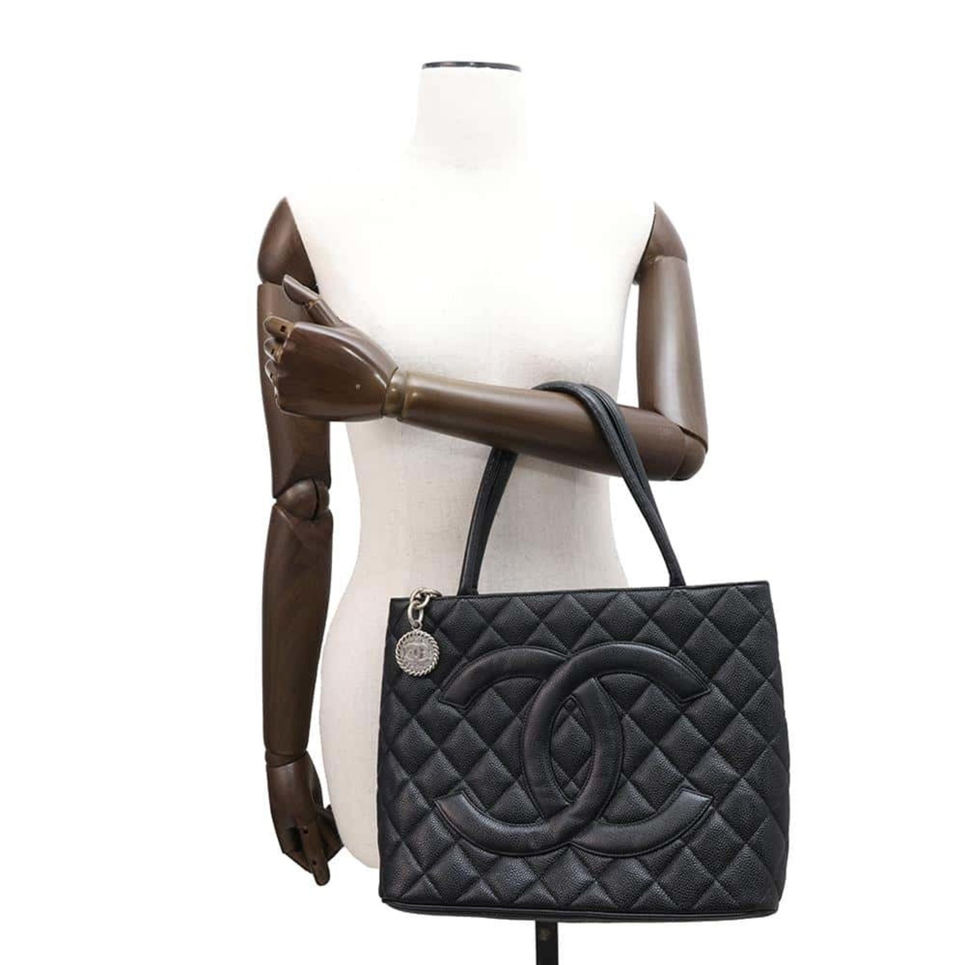 Chanel Medaillon, Black, Leather, tote